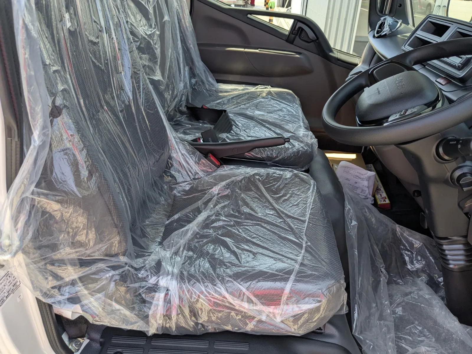 vehicle_image_20260630103454CyRc41dGCu.webp