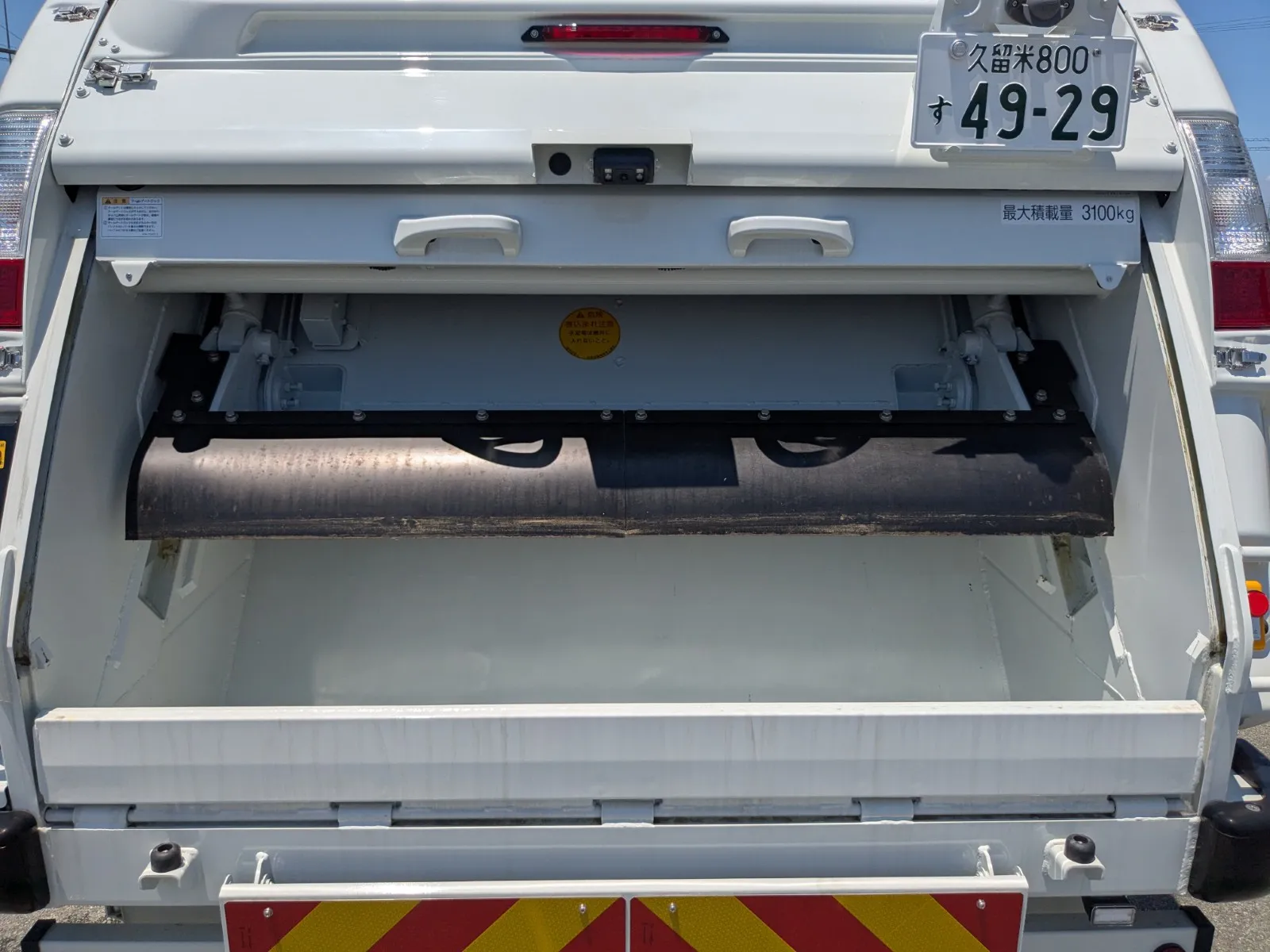 vehicle_image_20260630104843OyYuQf6Lgn.webp