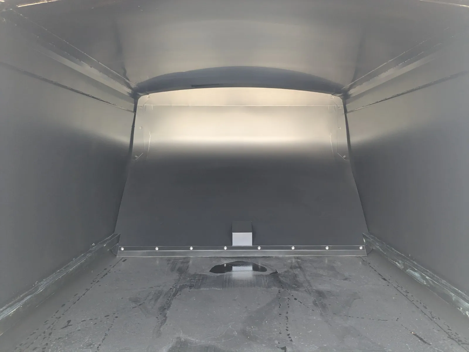 vehicle_image_20260630104848QynUU3GL7w.webp
