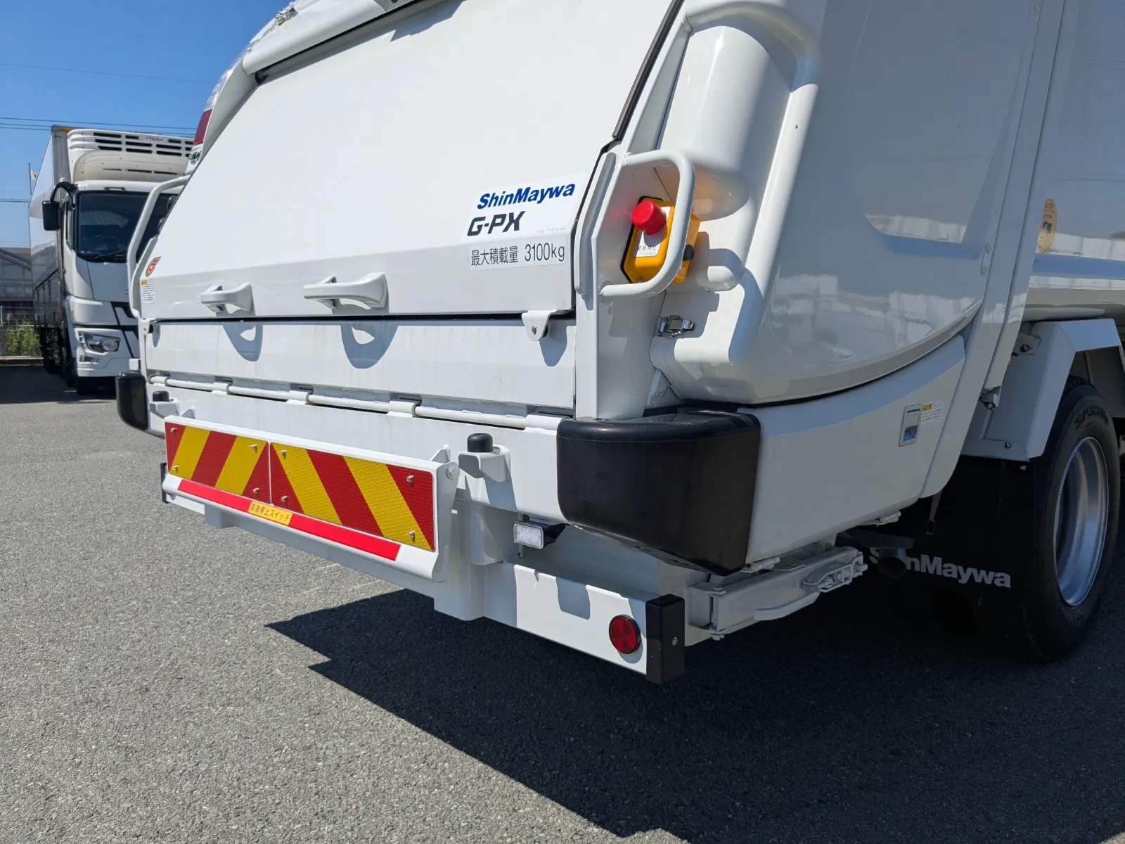 vehicle_image_20260630113159ObUWJwQc2b.webp