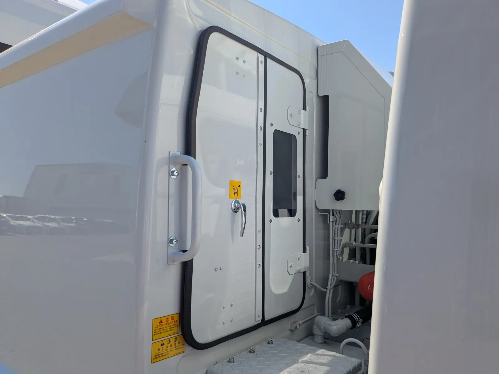 vehicle_image_20260630113204KOBLlzKdUZ.webp