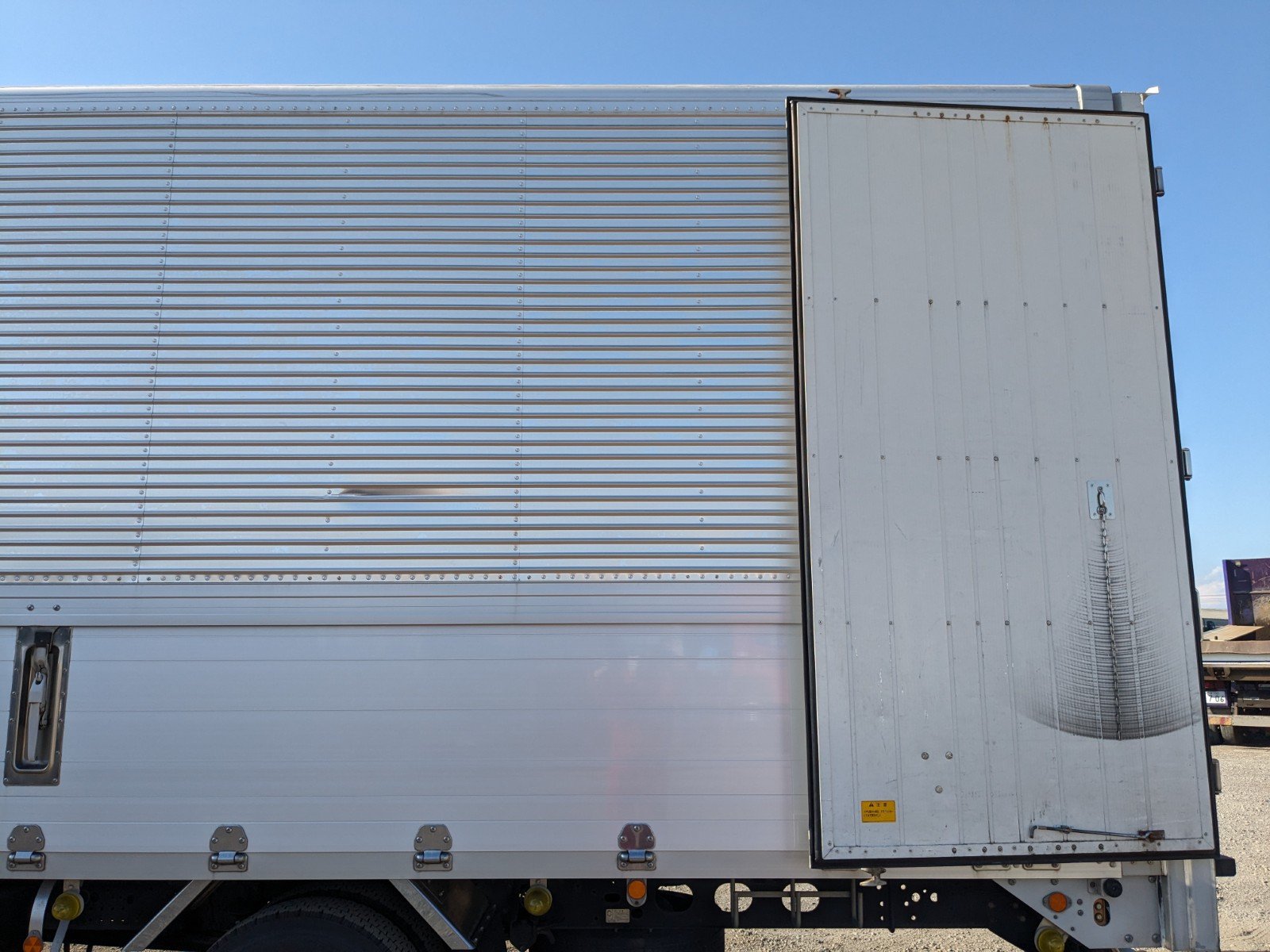 vehicle_image_20260415164329BXIROQFRGv.jpg