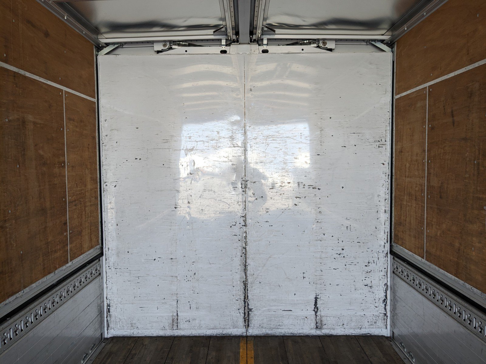 vehicle_image_20260415164329Ko2bqjsS0n.jpg