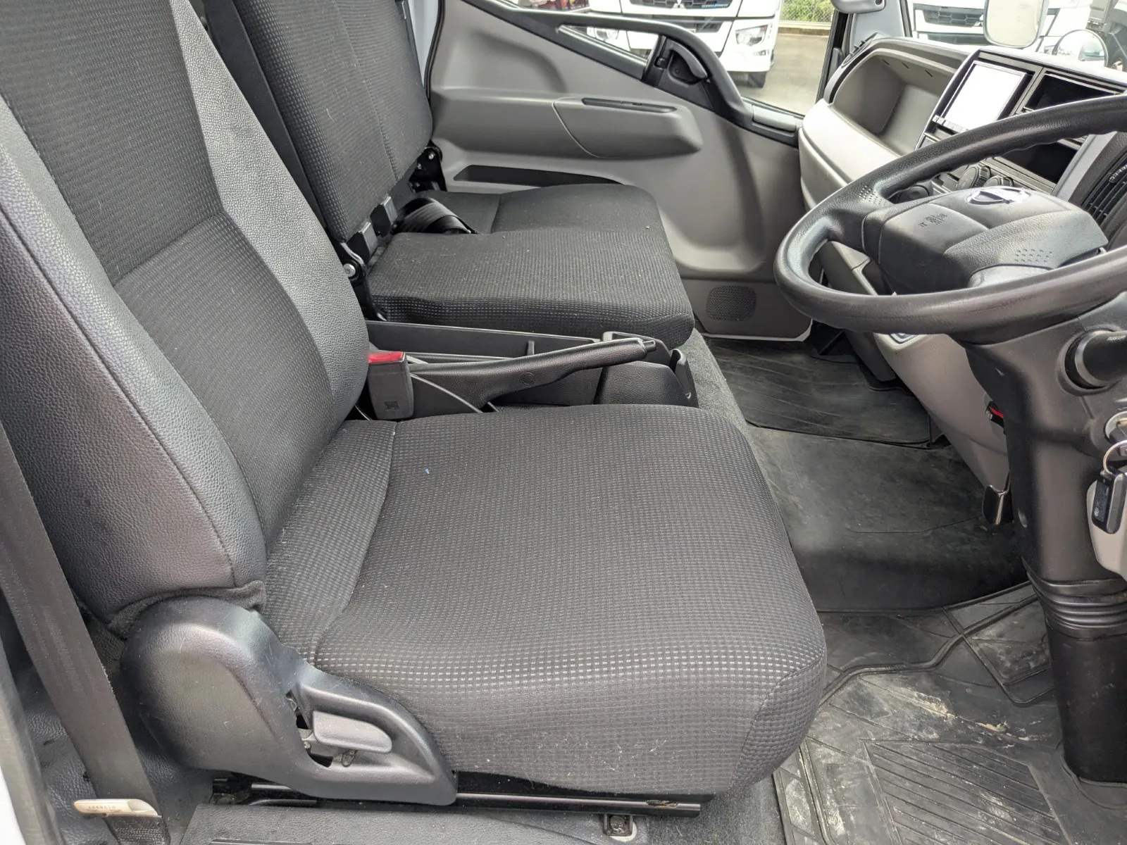 vehicle_image_20260708160048pw9uZm8a3p.webp