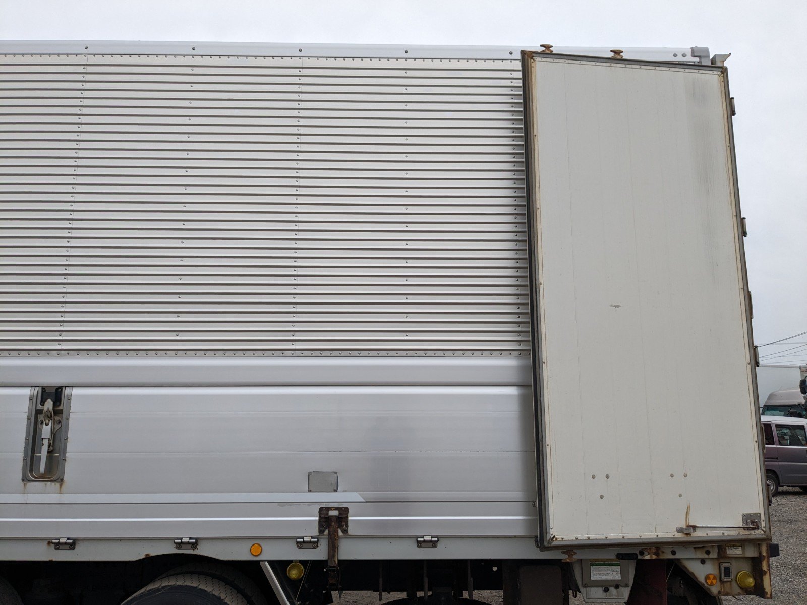 vehicle_image_20260403162436KV1pycENT3.jpg