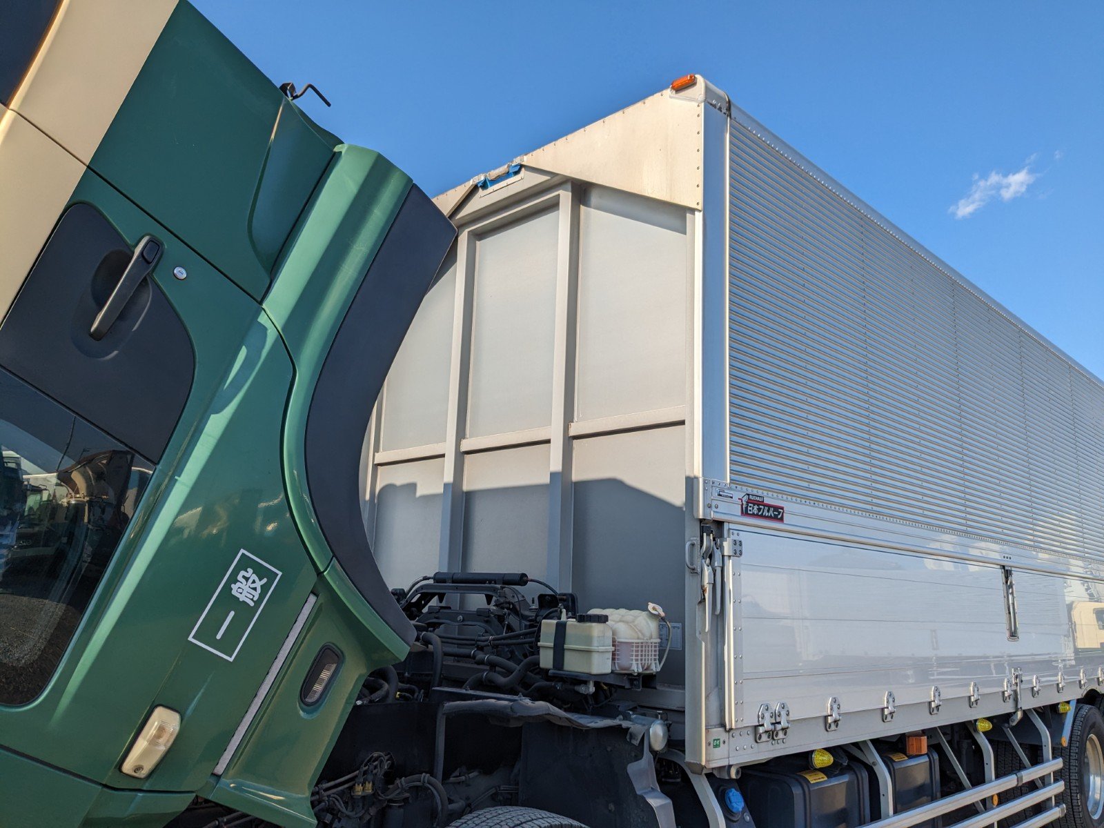 vehicle_image_20260403154124GgZXwGQOf0.jpg