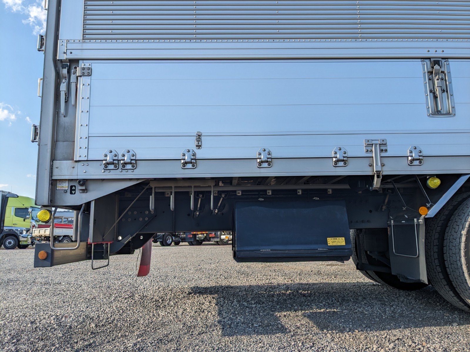 vehicle_image_20260403154124RHUQzZ8aID.jpg