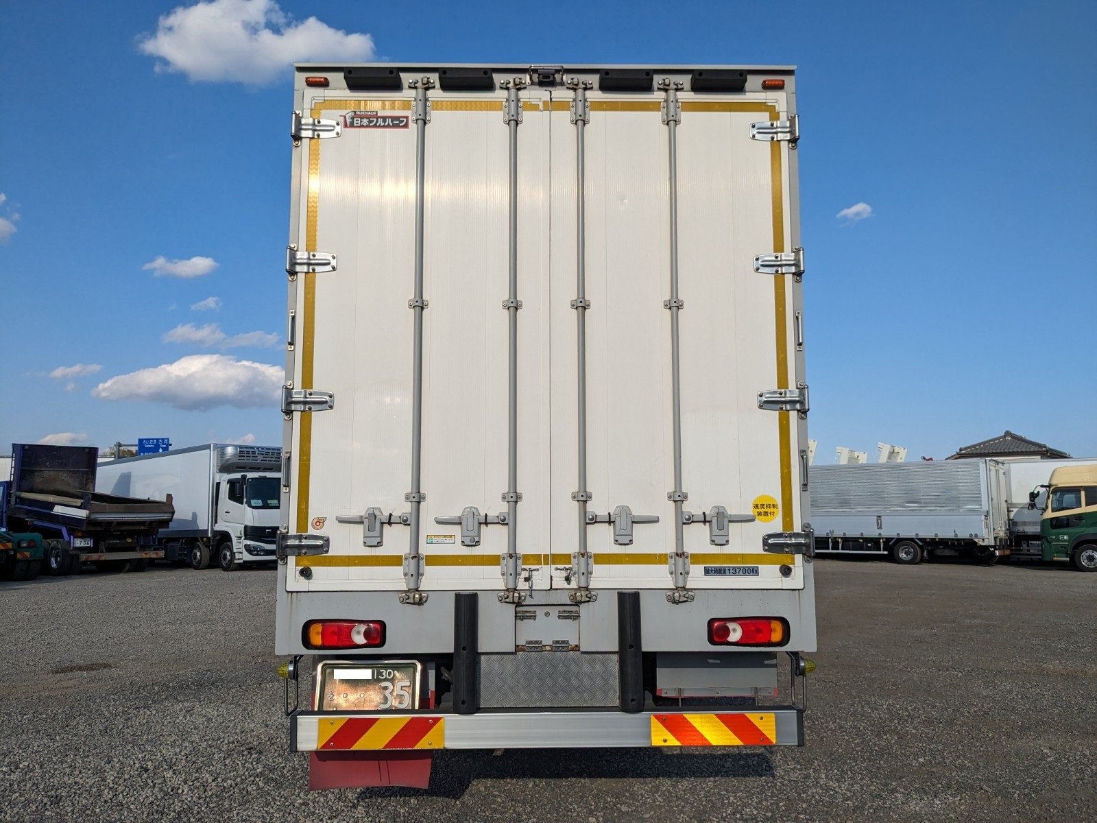 vehicle_image_20260403154124f3o7lDROZp.jpg