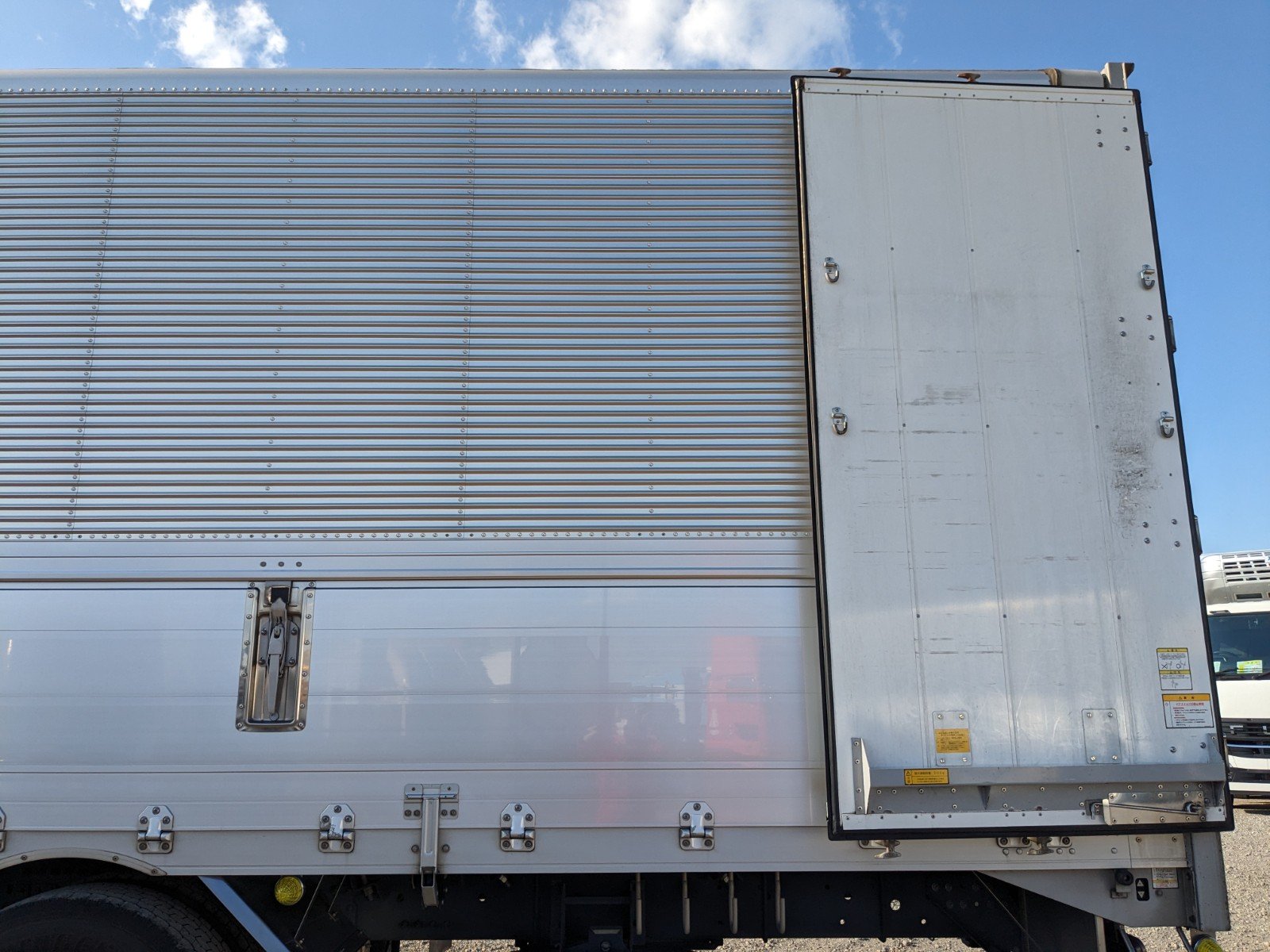 vehicle_image_20260403154124nICSilK7RB.jpg