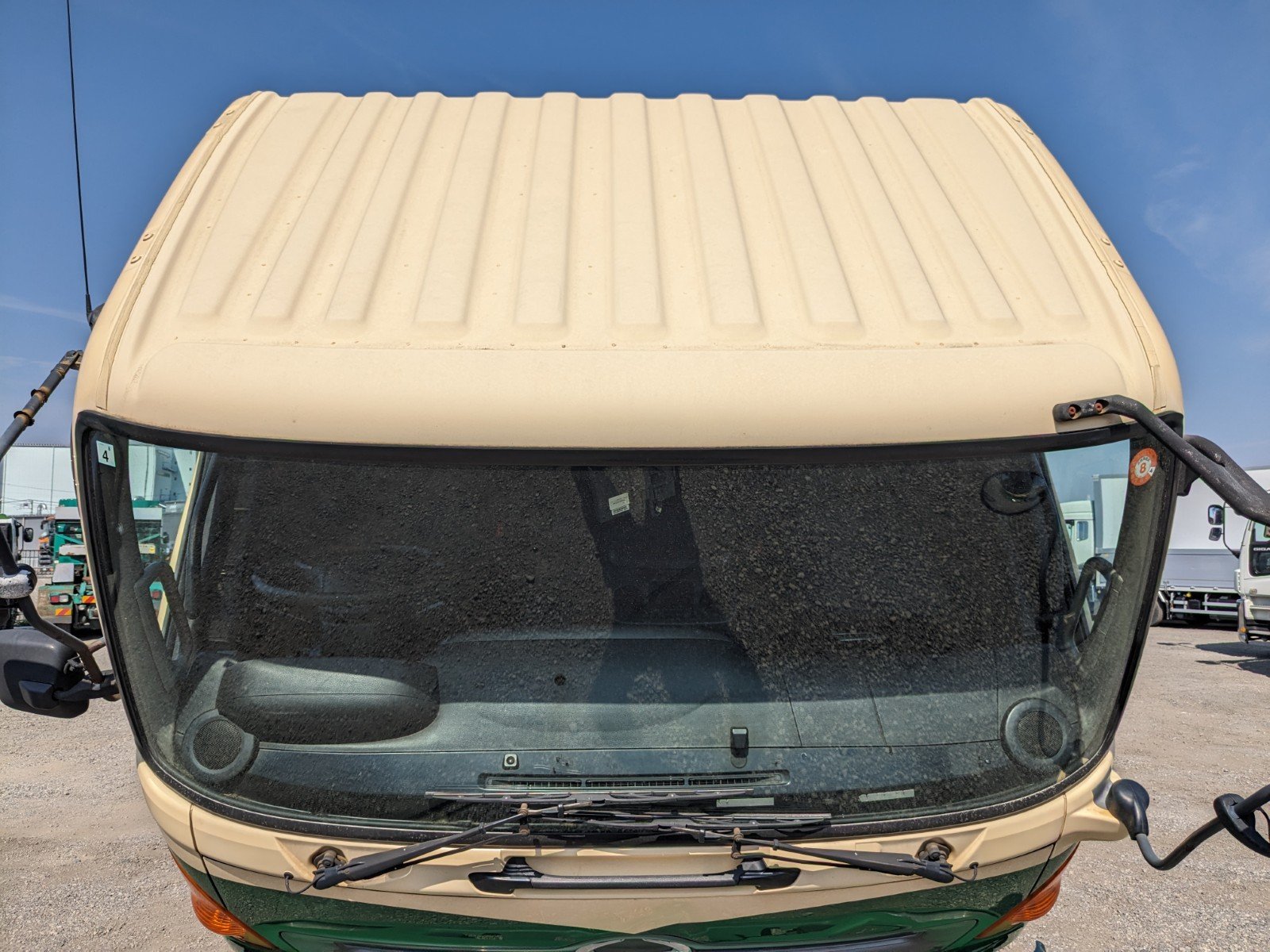 vehicle_image_20260415161905PYMKMBkZ94.jpg