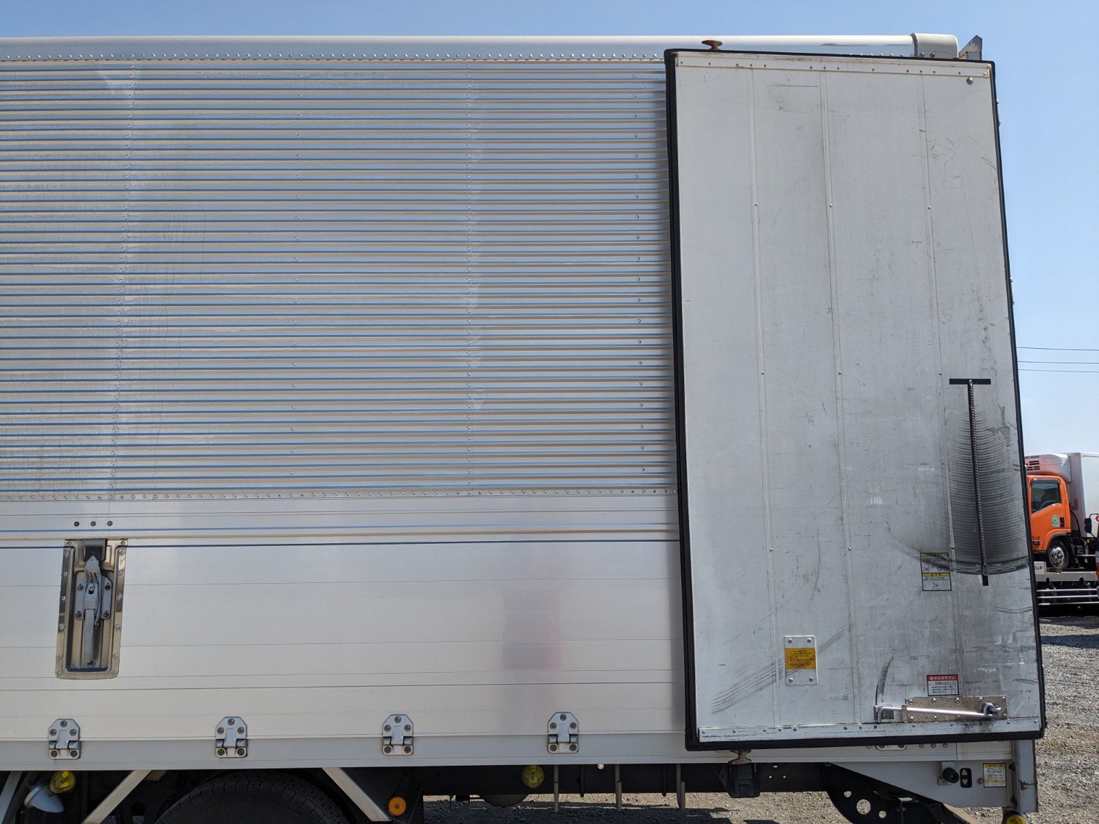 vehicle_image_20260415161905TunPgQKqr5.jpg