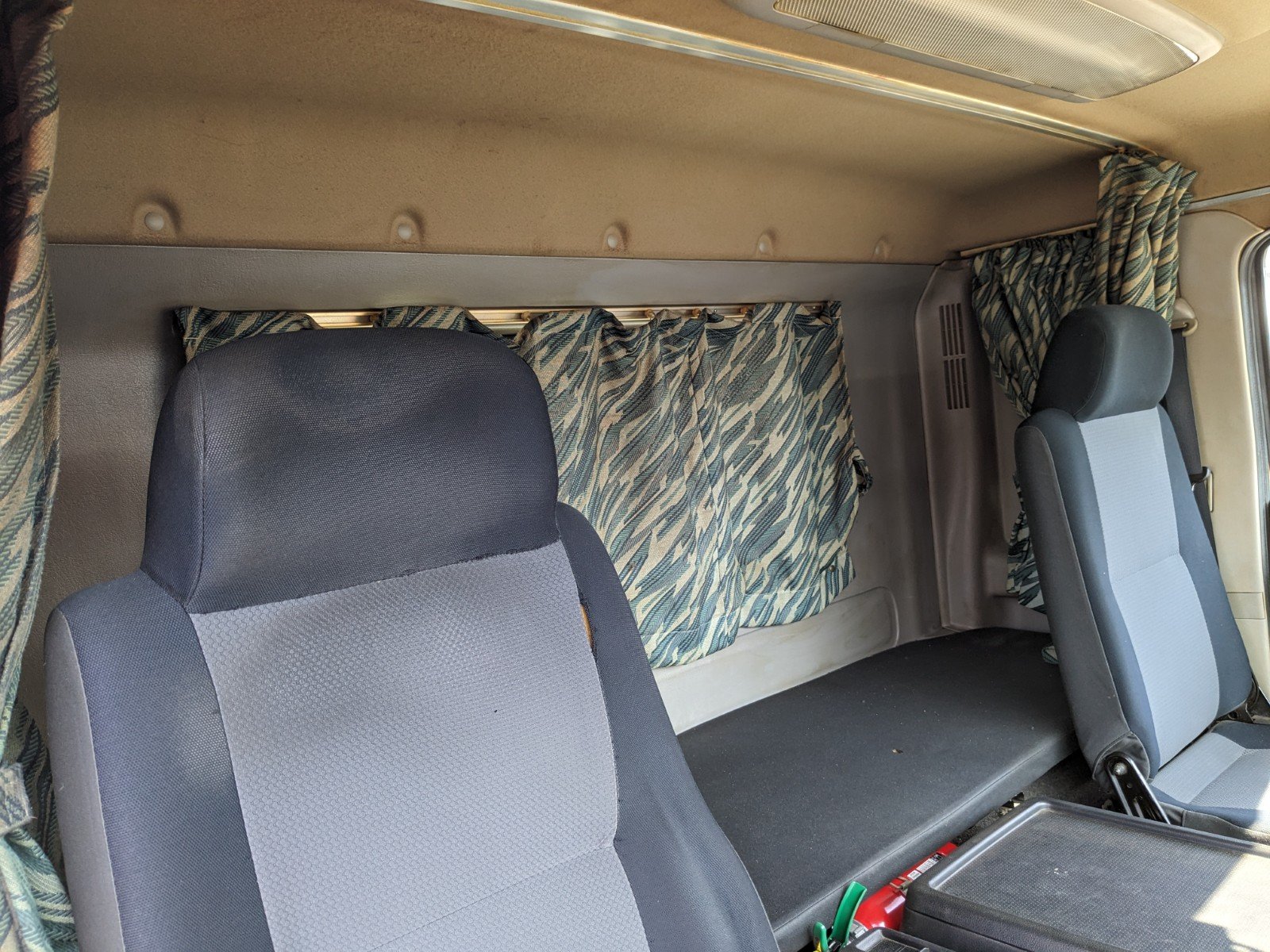 vehicle_image_20260415161905bNVLiIWfYn.jpg