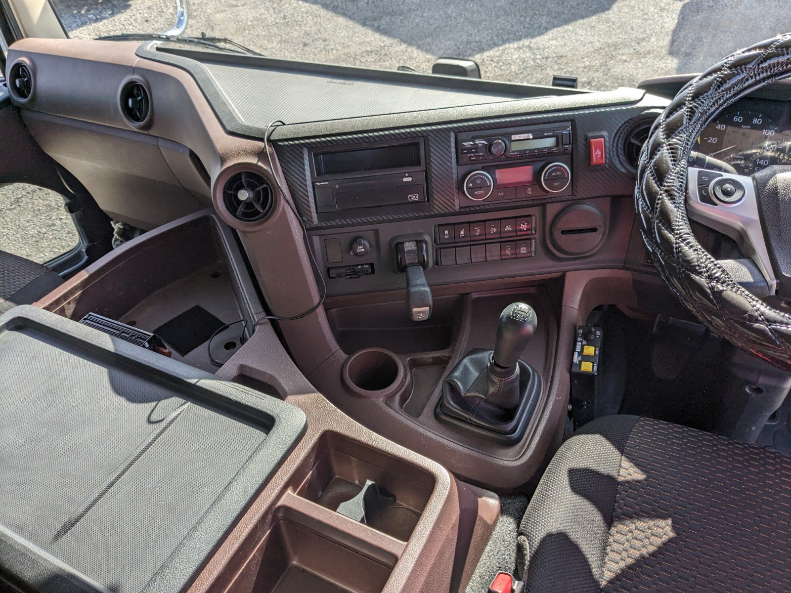 vehicle_image_20260403160800ZY7QDYSfGr.jpg