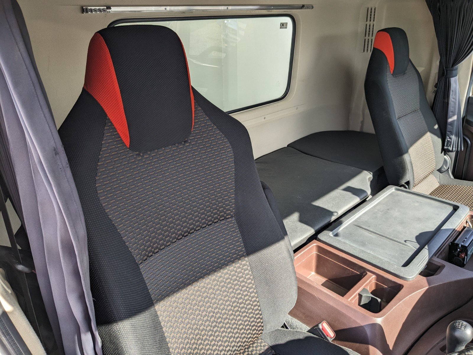 vehicle_image_20260403160800mNEqj0noy7.jpg