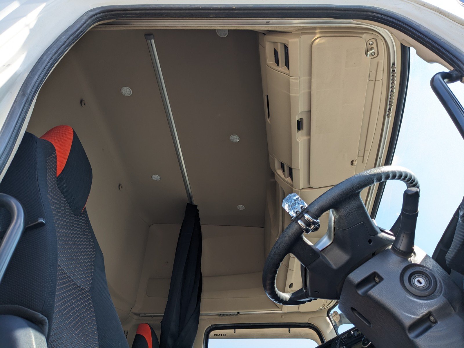 vehicle_image_202604101459498LfrnFnBfd.jpg