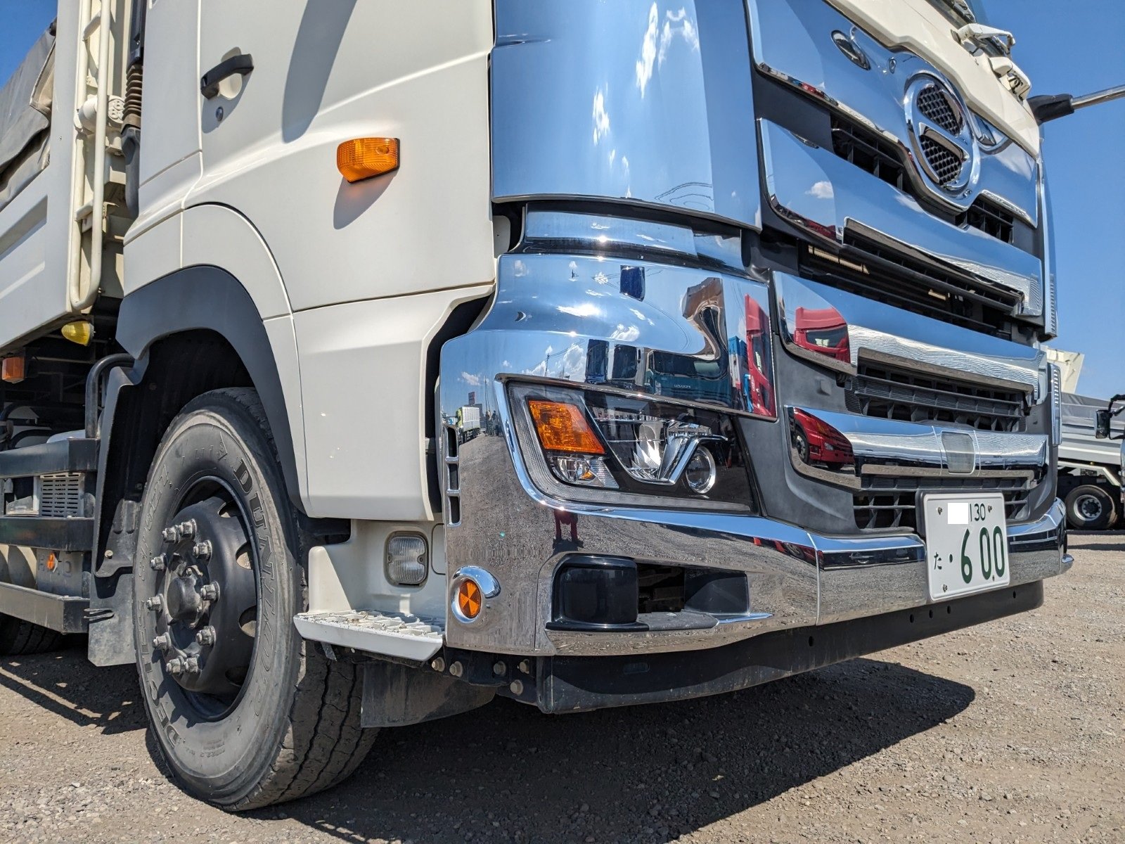 vehicle_image_20260410145949F2x5EsPfzM.jpg