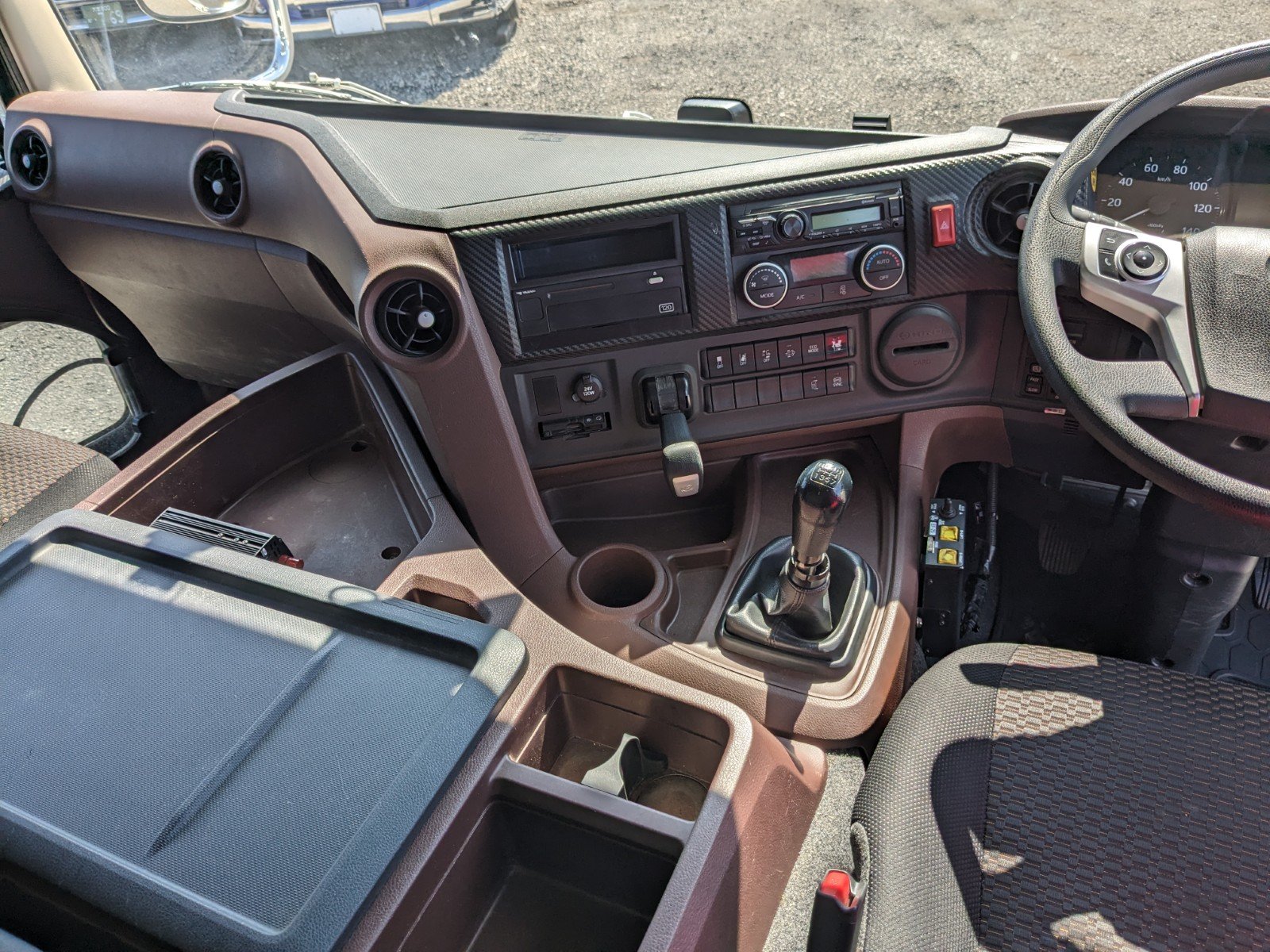 vehicle_image_20260410145949aMiVgx1vyf.jpg