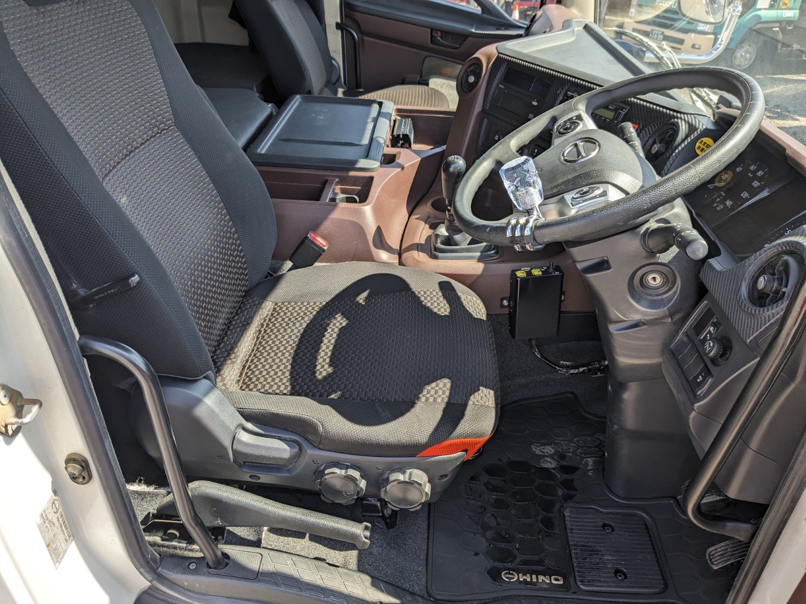 vehicle_image_20260410145949lRw772IJ5E.jpg