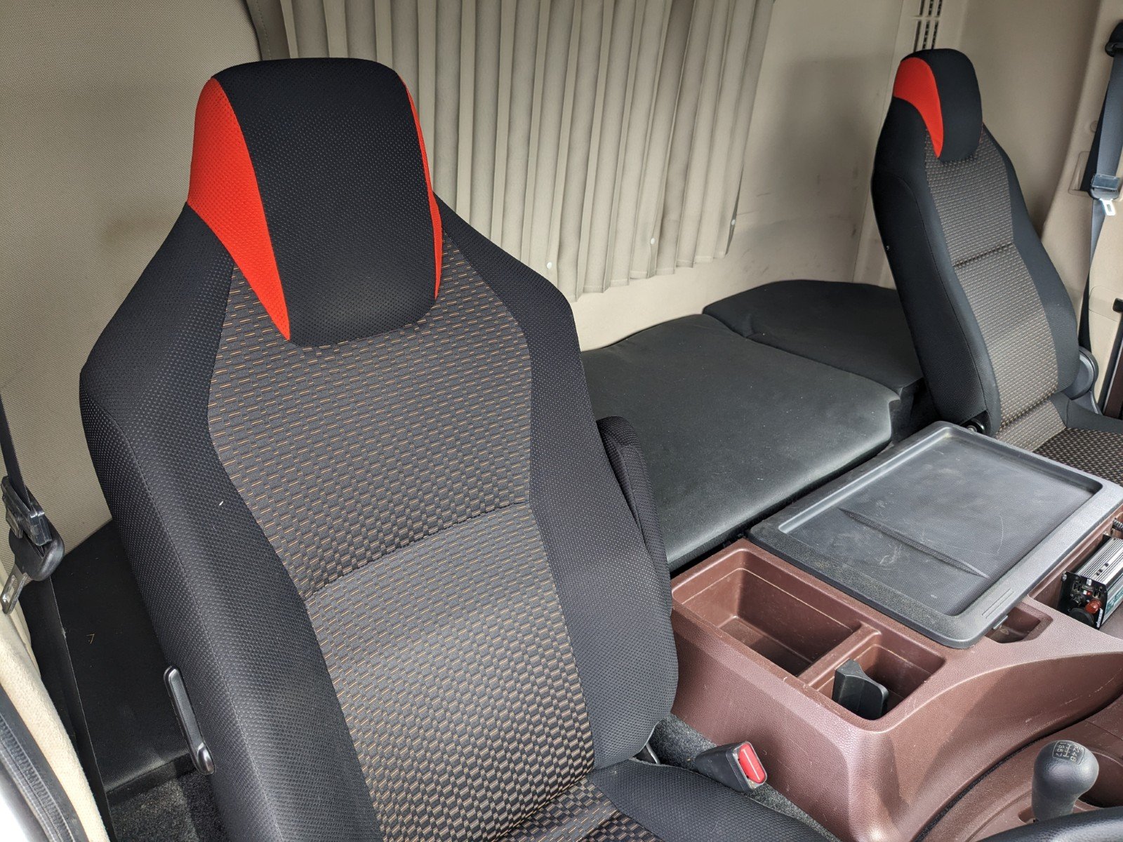 vehicle_image_20260410144704VZzcEJBM0l.jpg