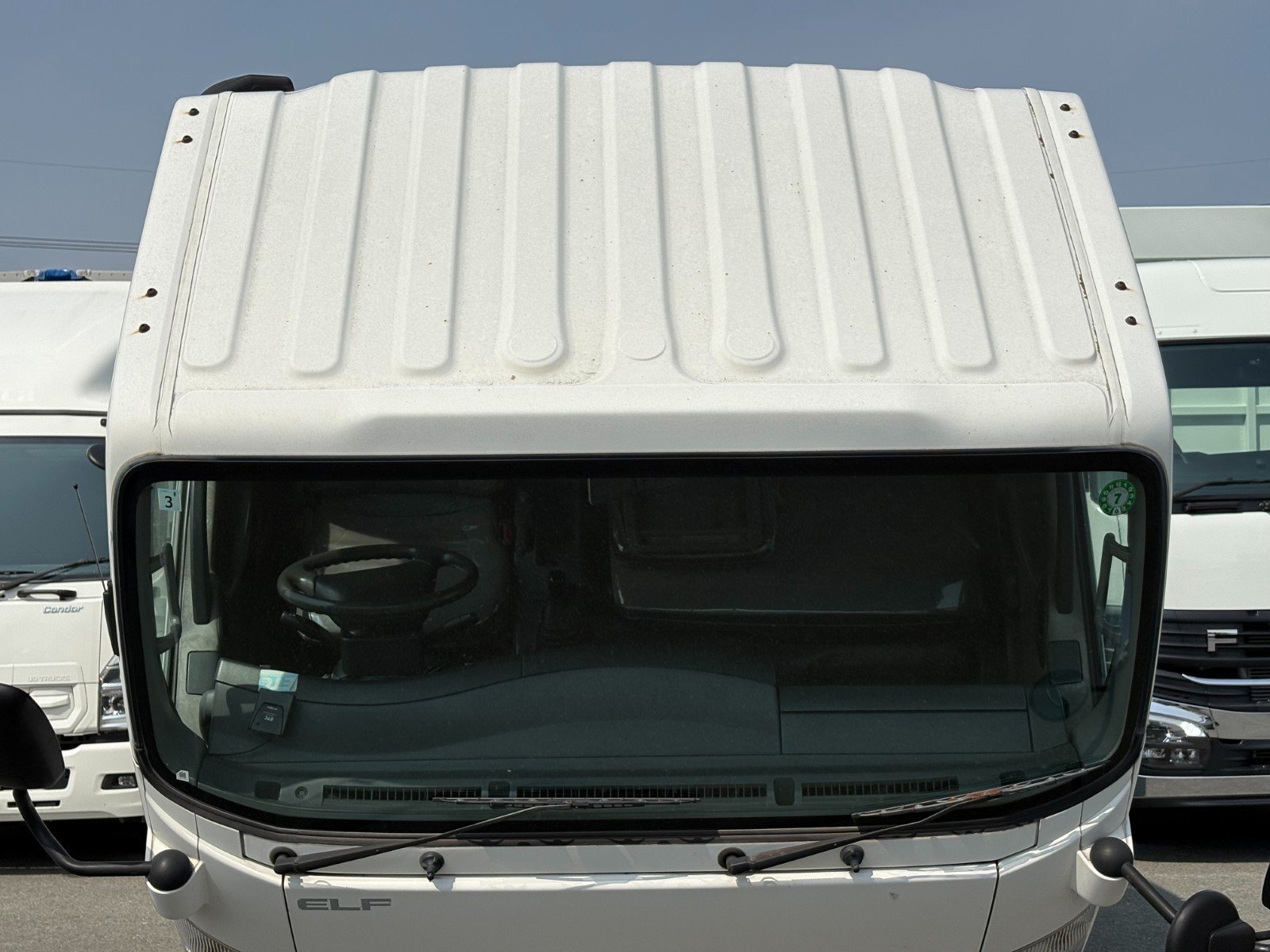 vehicle_image_20260330185627uZKjbxbrej.jpg