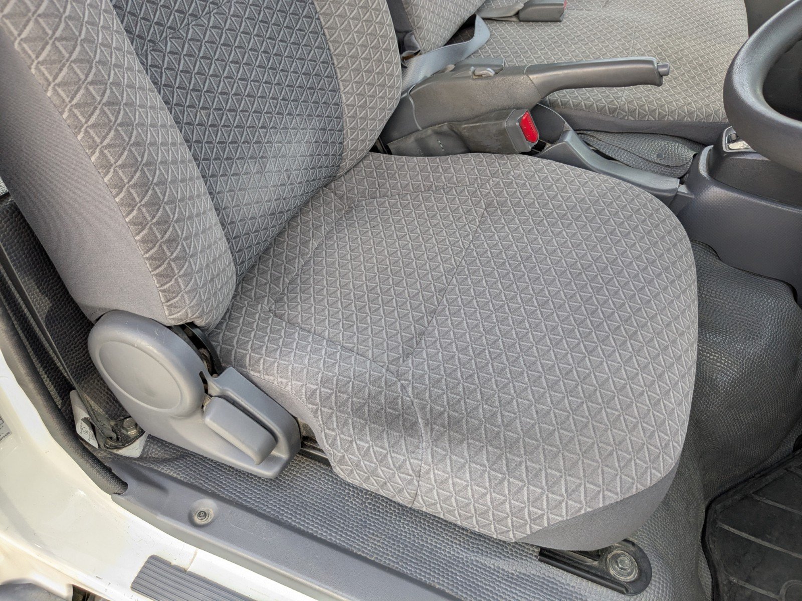 vehicle_image_20260326193740T2deK1Q30r.jpg