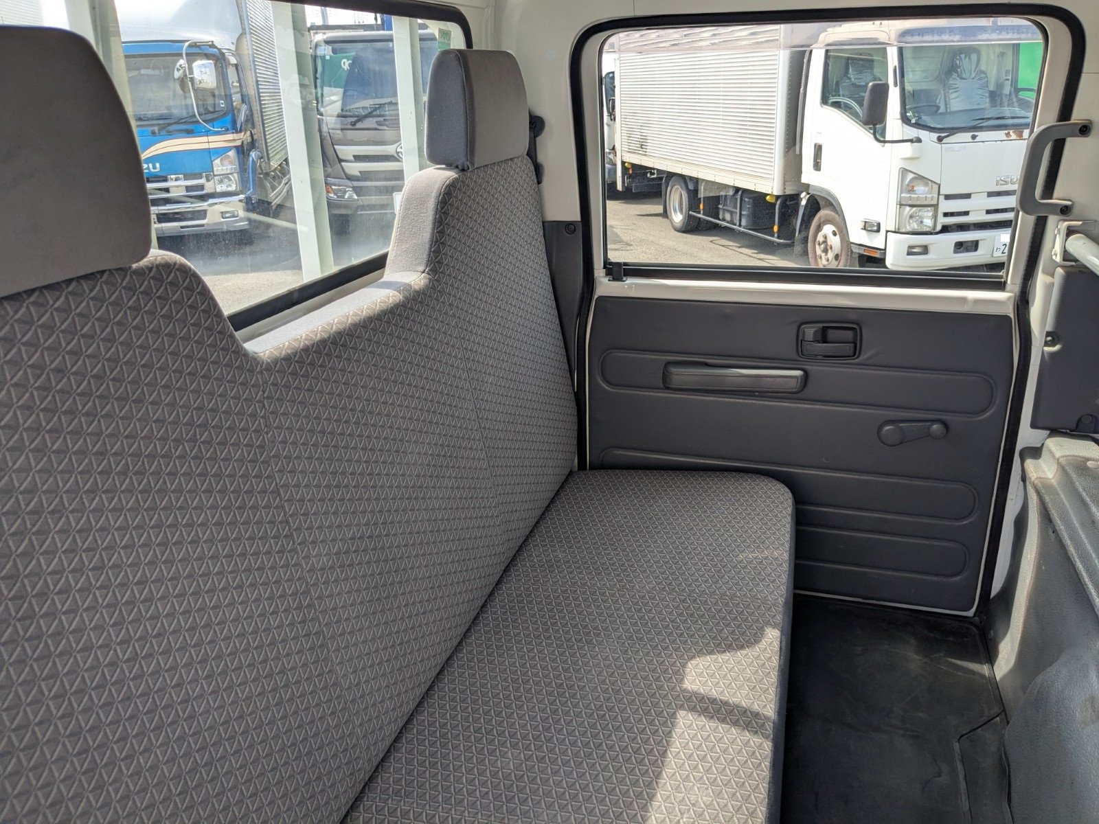 vehicle_image_20260326193740X3A0ZQP7EP.jpg