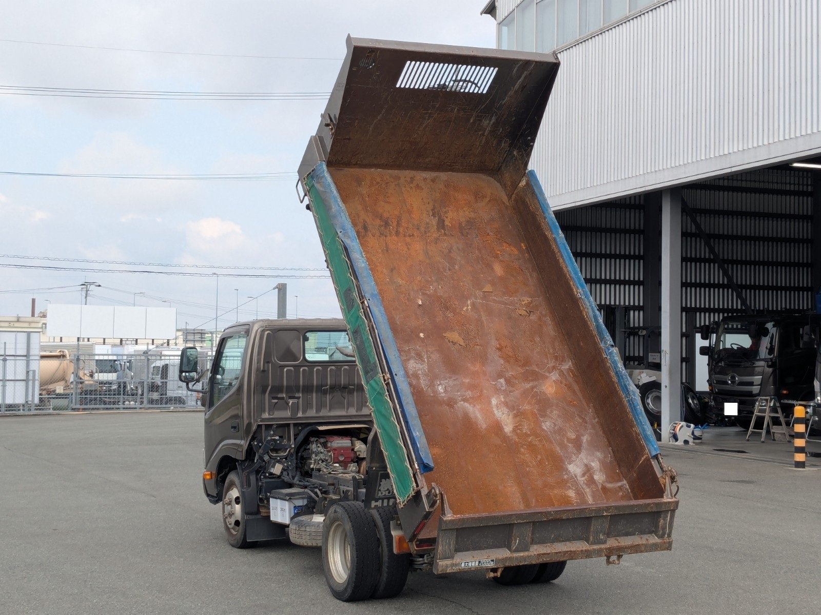 vehicle_image_20260323192322D70XFTtM18.jpg