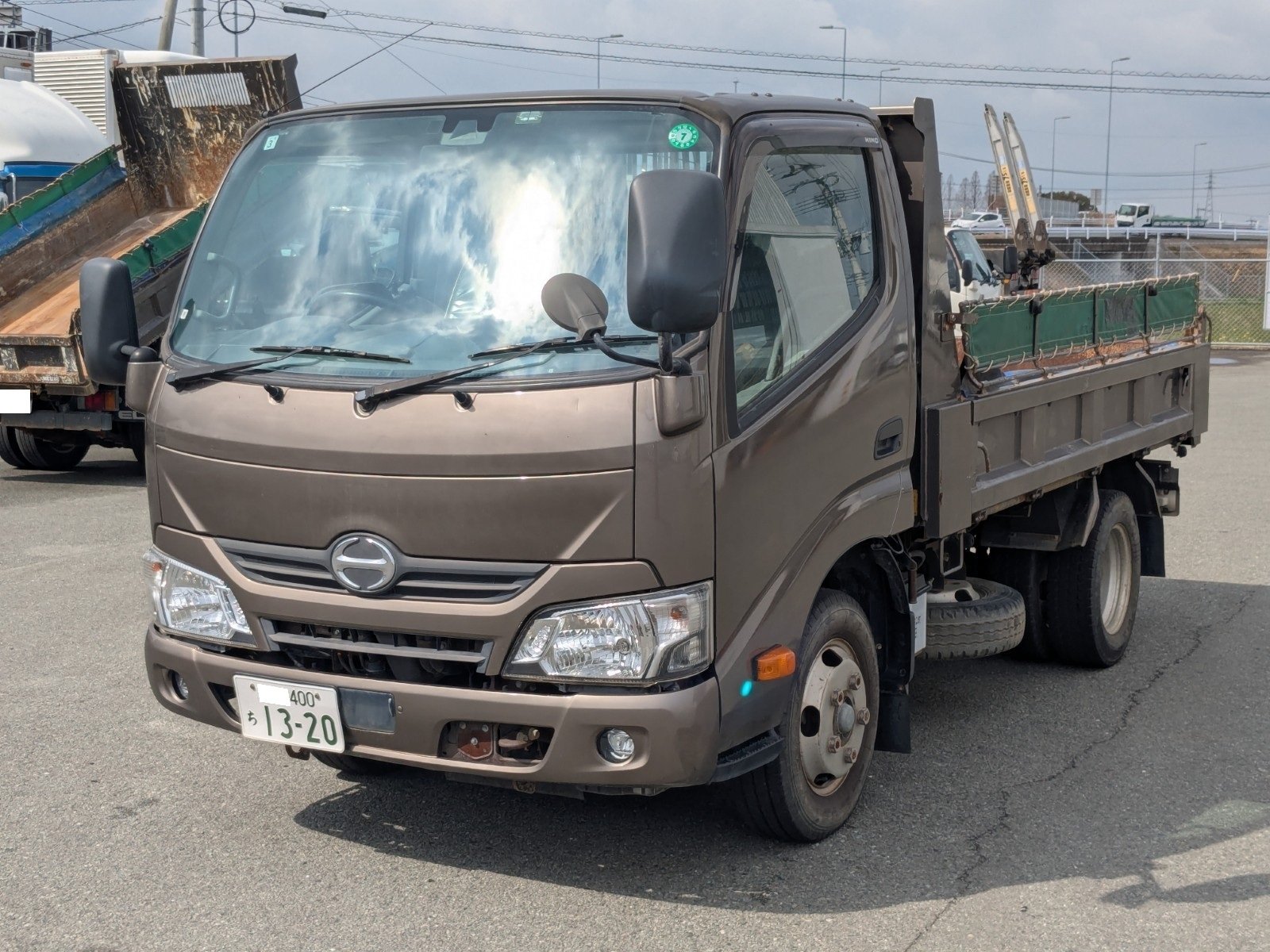vehicle_image_20260323192322FsWTmeqdlr.jpg