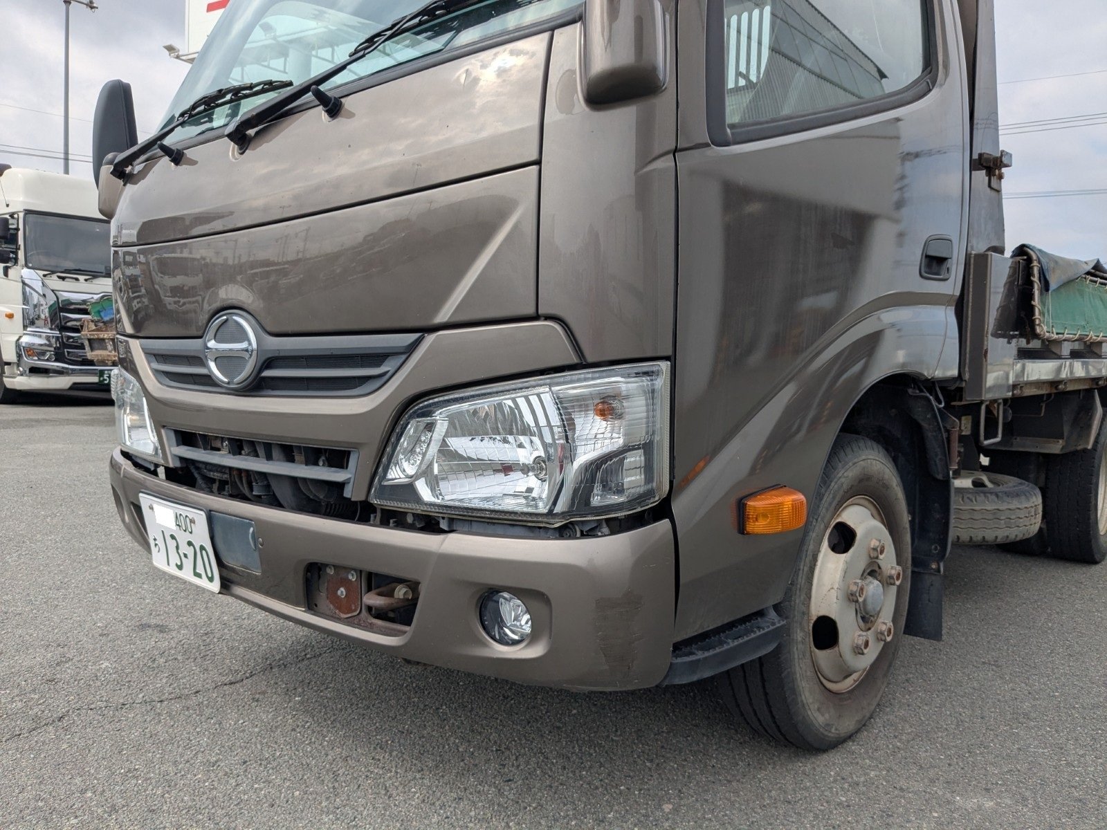 vehicle_image_20260323192322OjLzvcRAIO.jpg