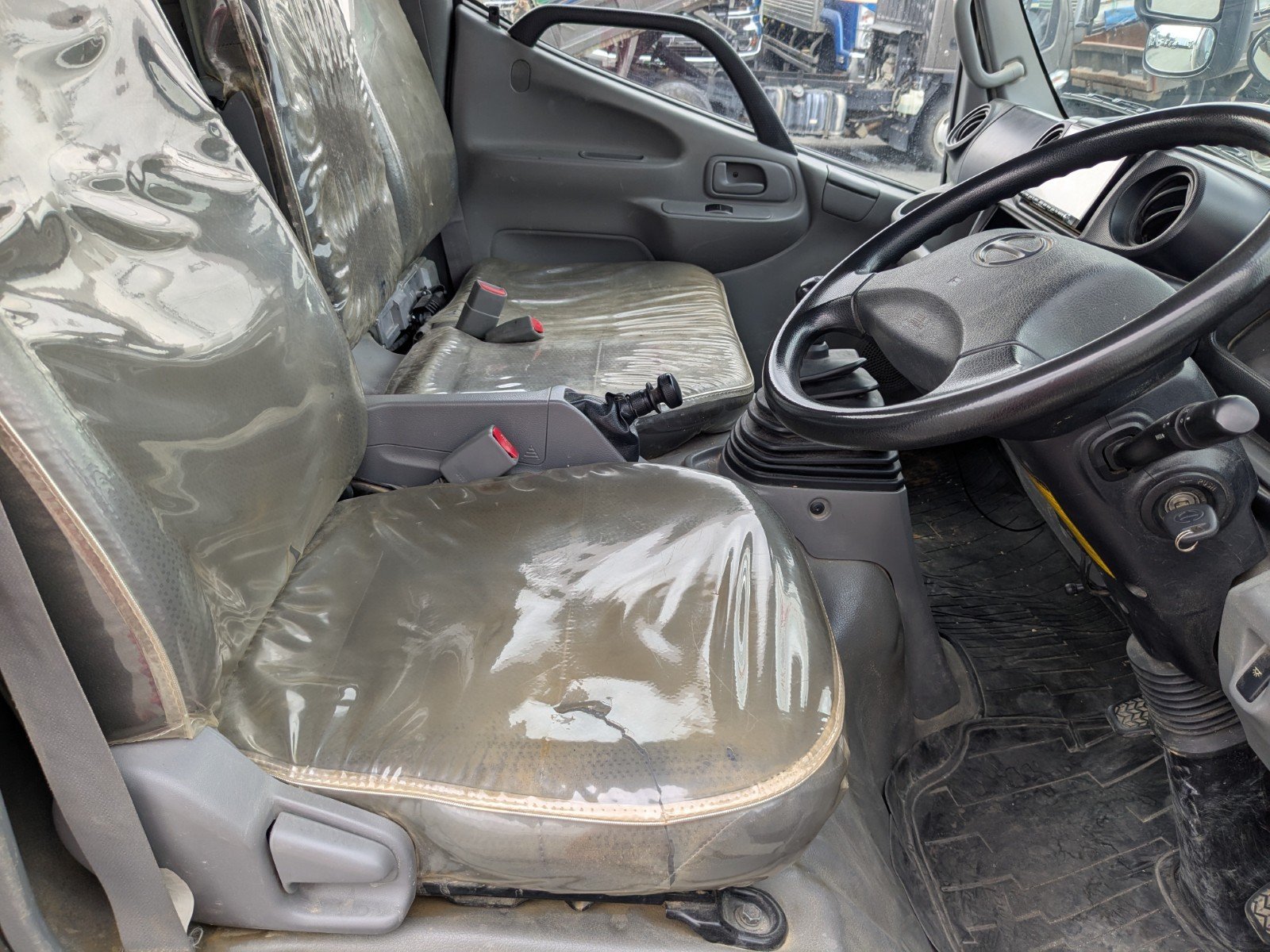 vehicle_image_20260323192322Ppu5TRvZYr.jpg