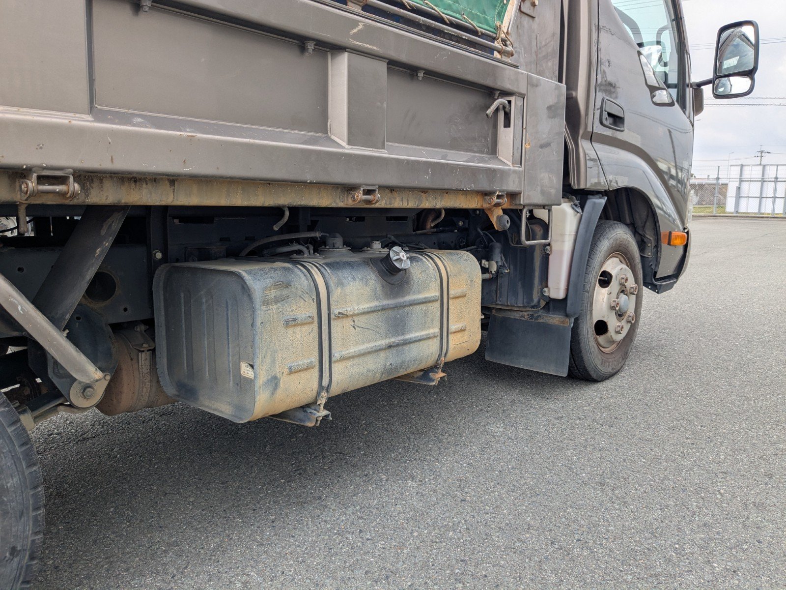 vehicle_image_20260323192322RpL6yP6sJk.jpg