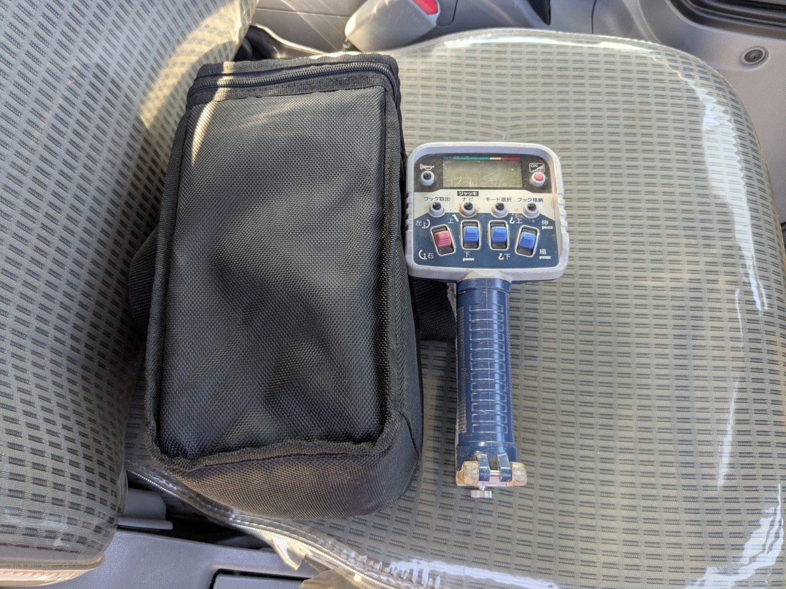 vehicle_image_20260409155611OM73wuN5Mu.jpg