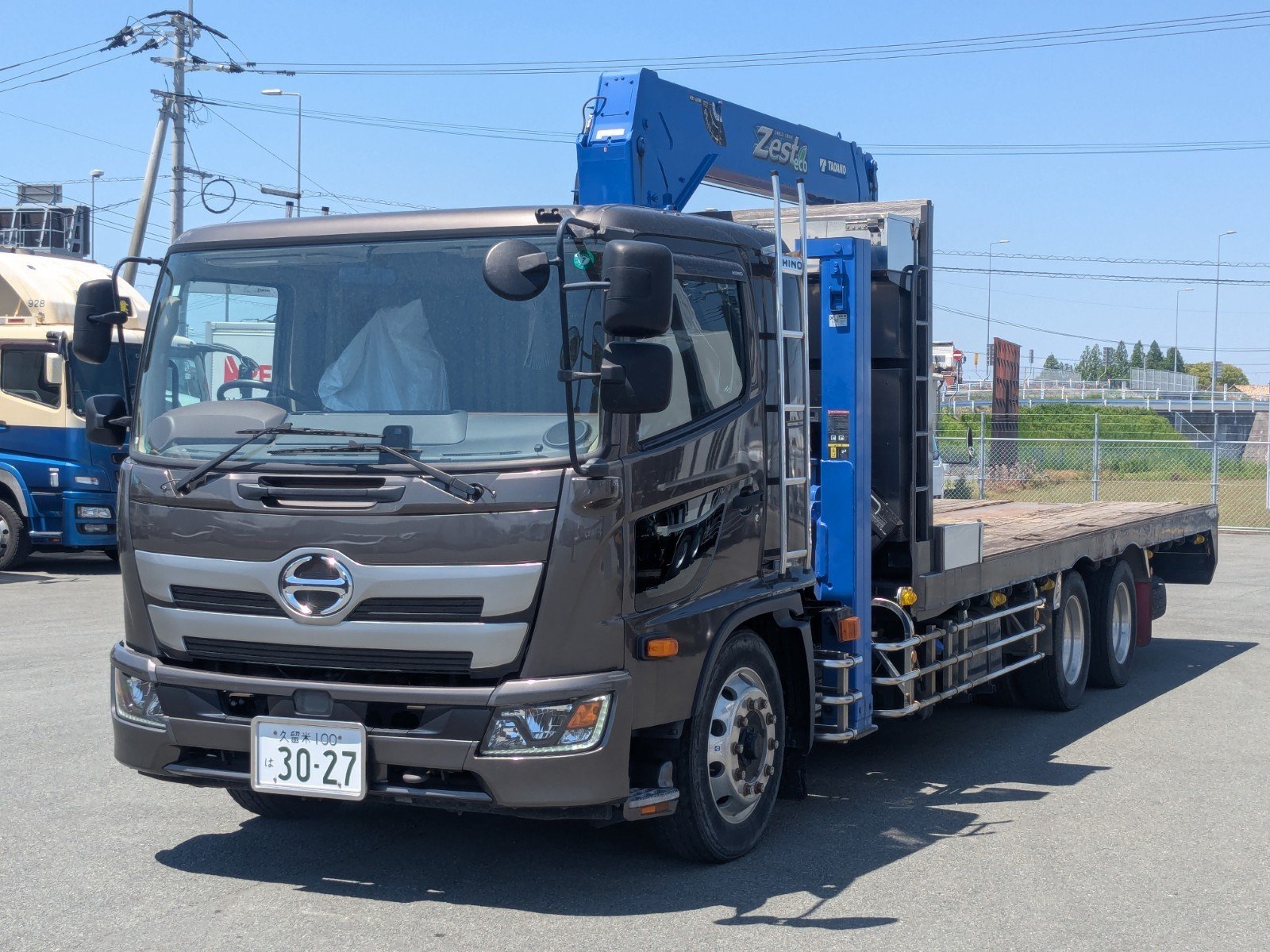 vehicle_image_20260515094122CgrteTmhxL.jpg