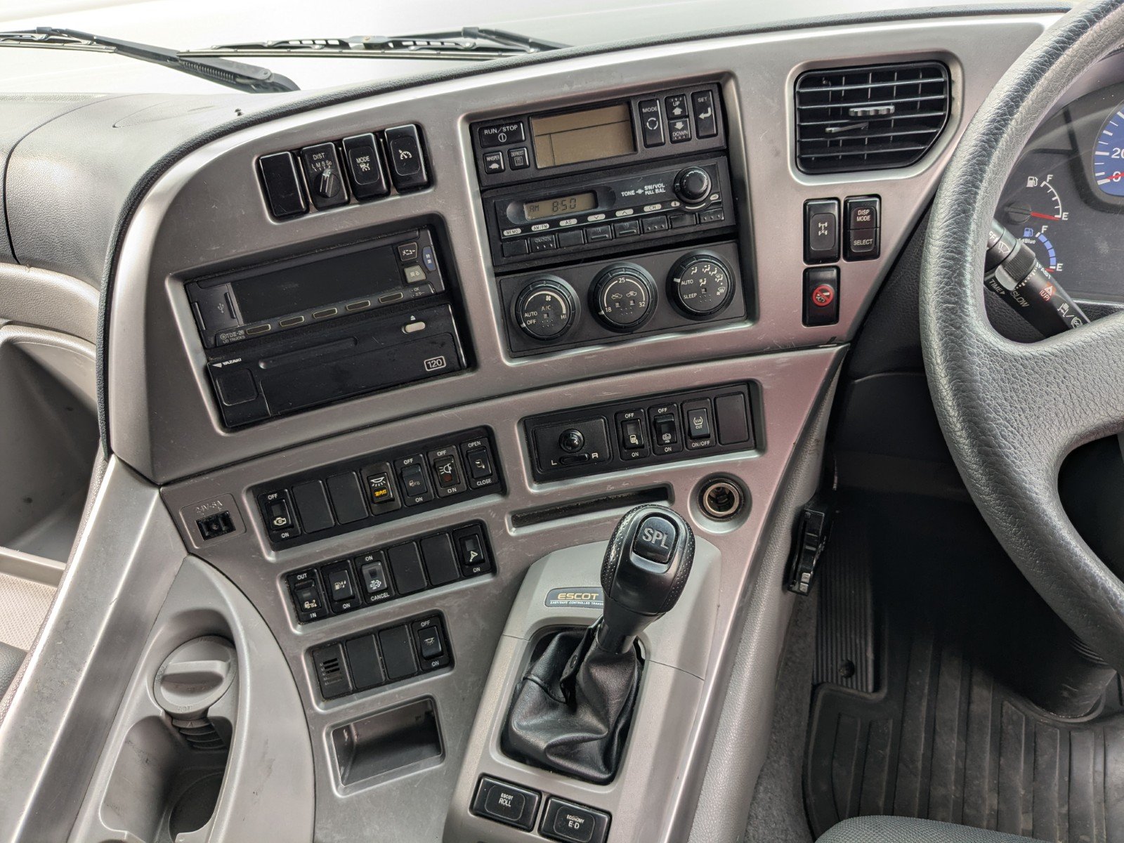 vehicle_image_20260406180925Qcb7GF9fwW.jpg