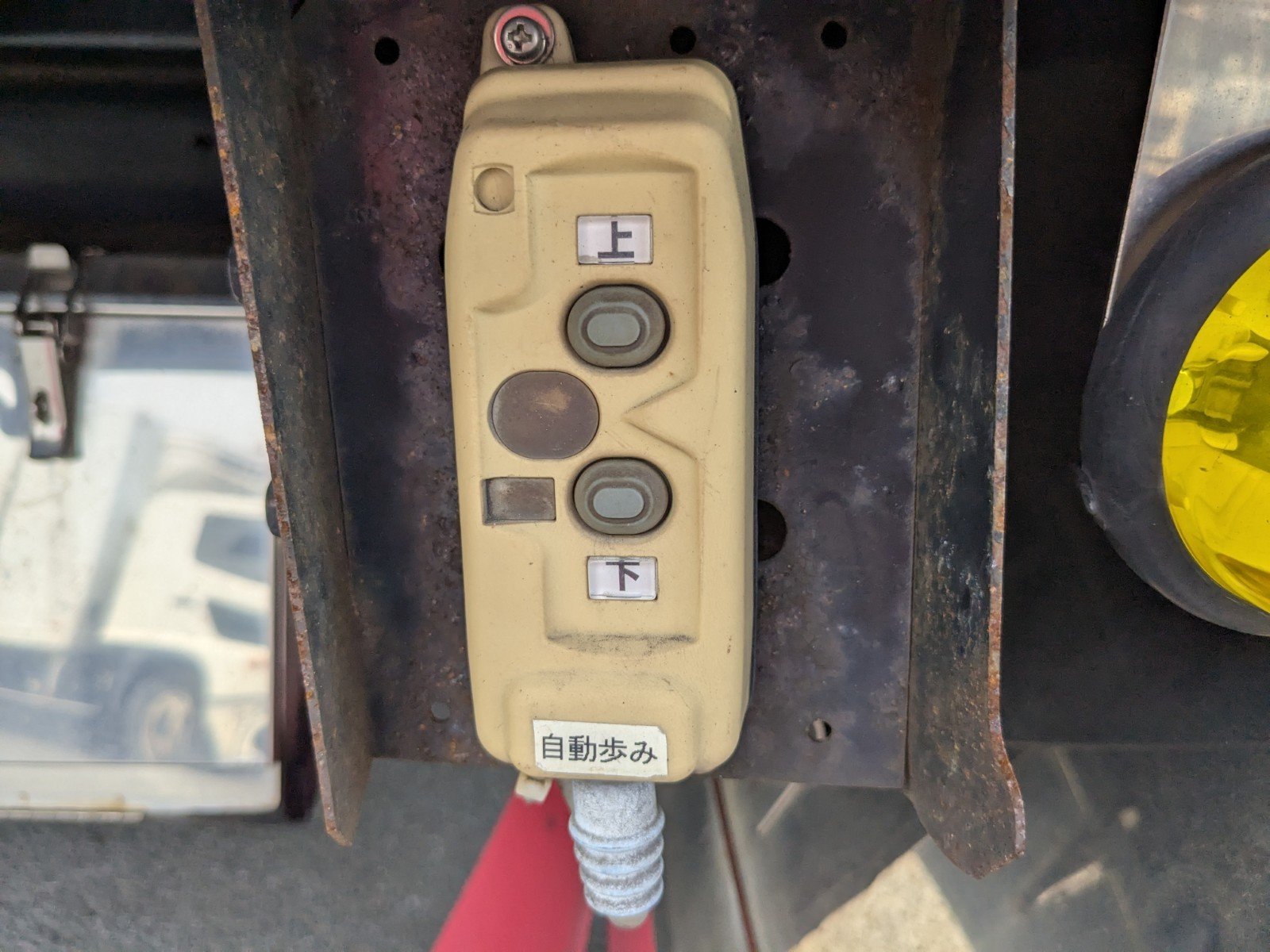 vehicle_image_202604070911499ugKe0nJXi.jpg