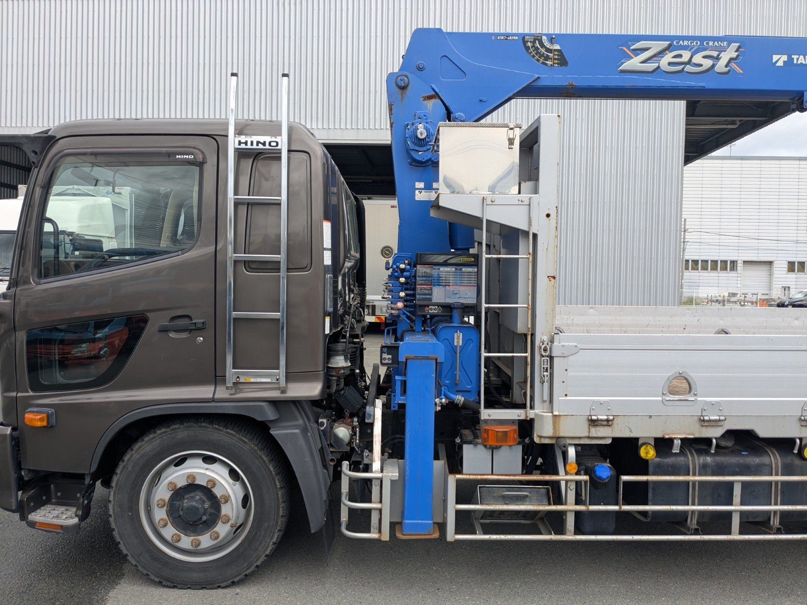 vehicle_image_202605251841143fGabBI4xj.jpg