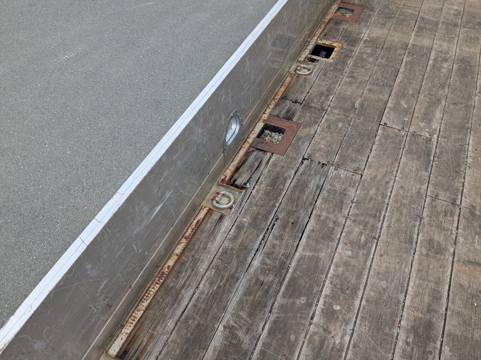 vehicle_image_20260525184114US75N8fiWX.jpg