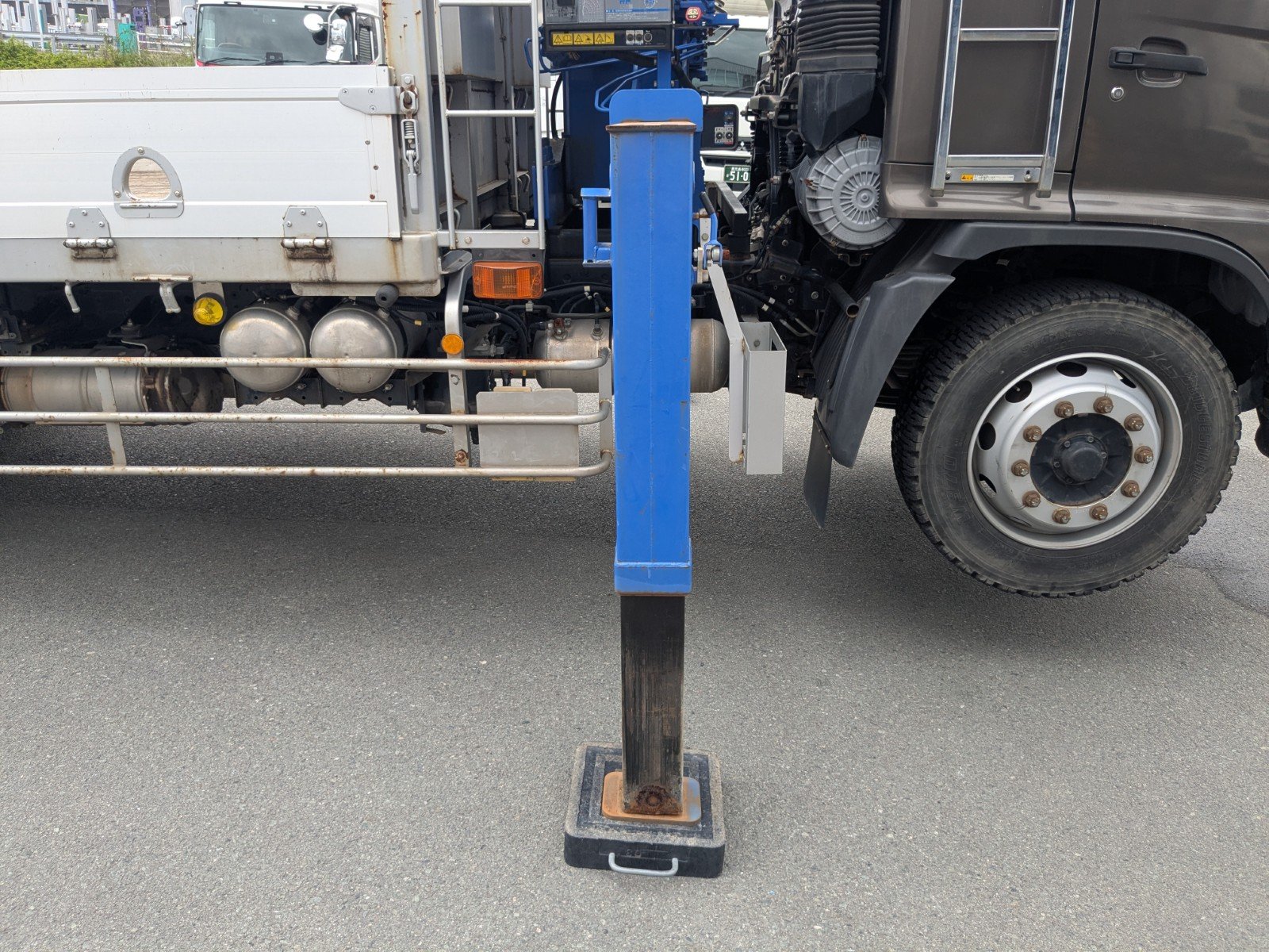 vehicle_image_20260525184114fhaCgC8cCV.jpg