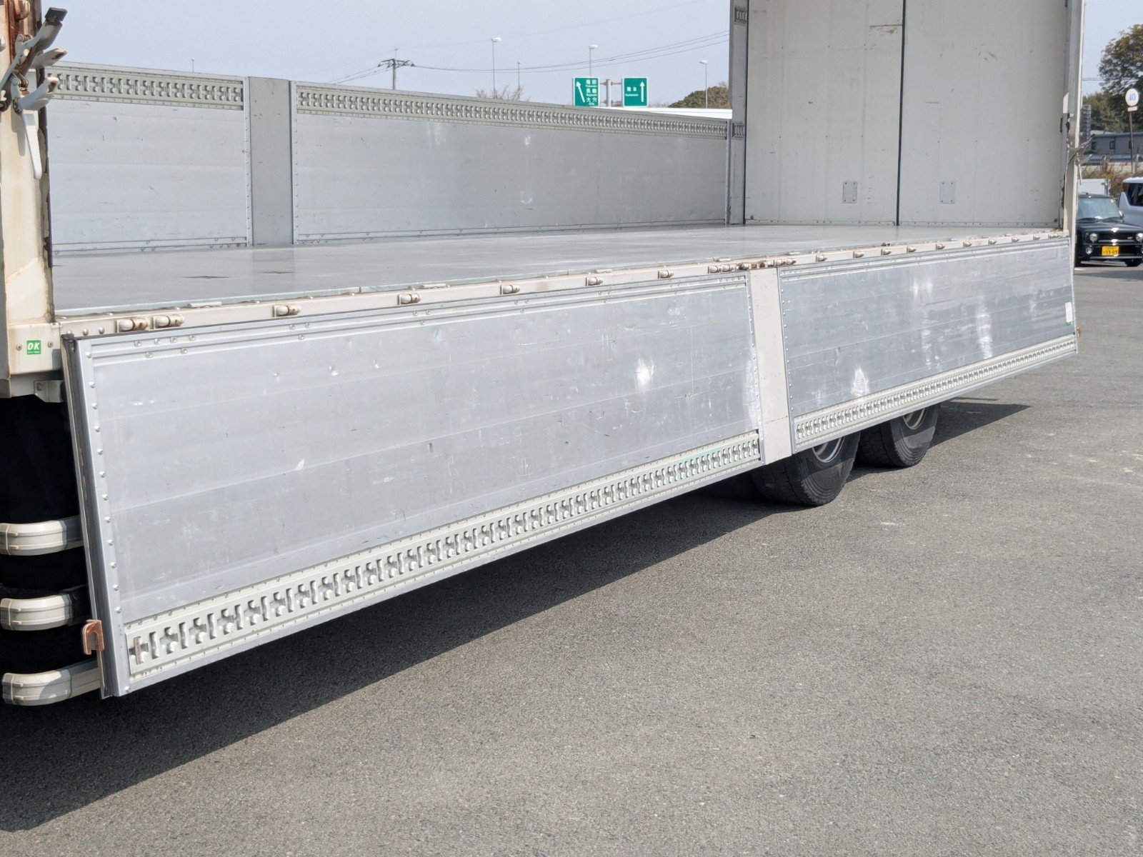 vehicle_image_20260330191909HgAQRsh1cL.jpg