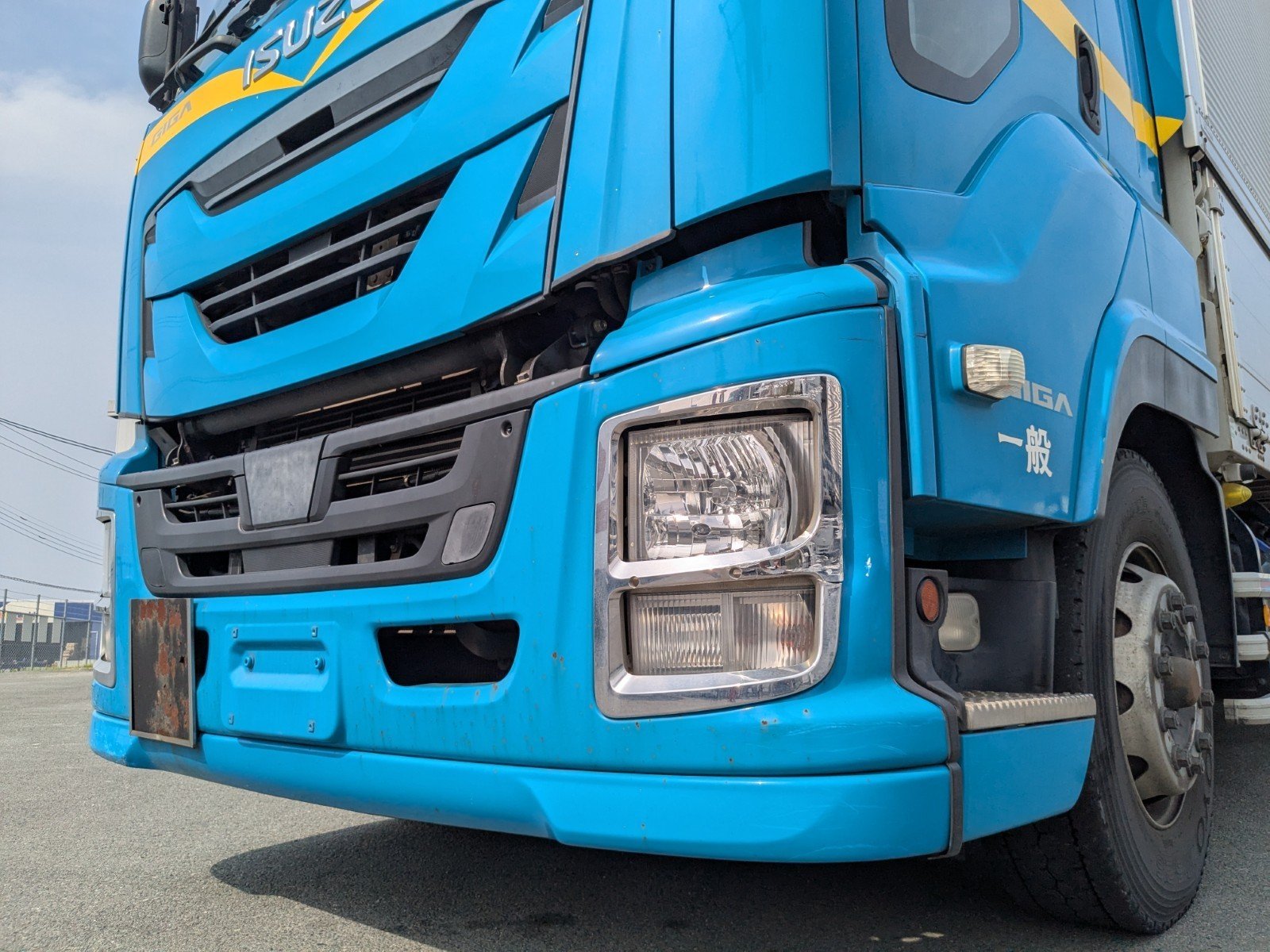 vehicle_image_20260330191909RLbU1VJjUG.jpg