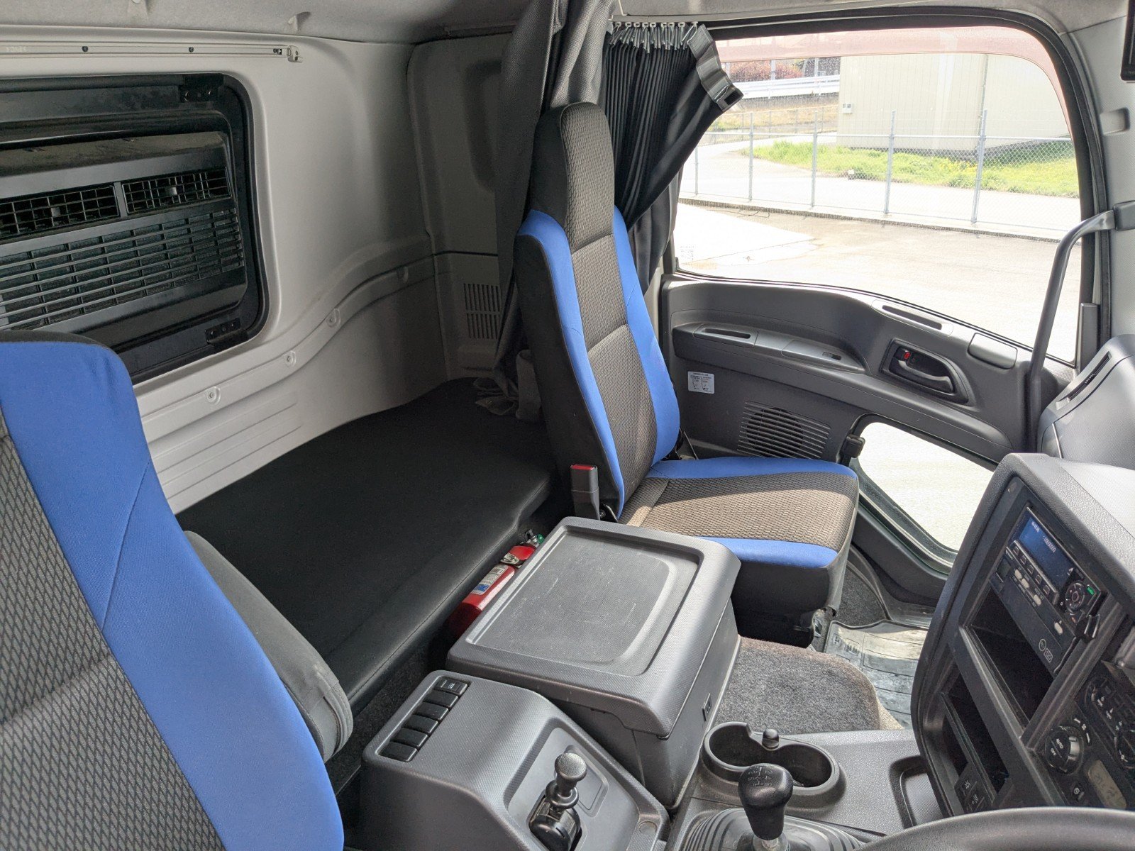 vehicle_image_20260330191909hRlOdfp602.jpg