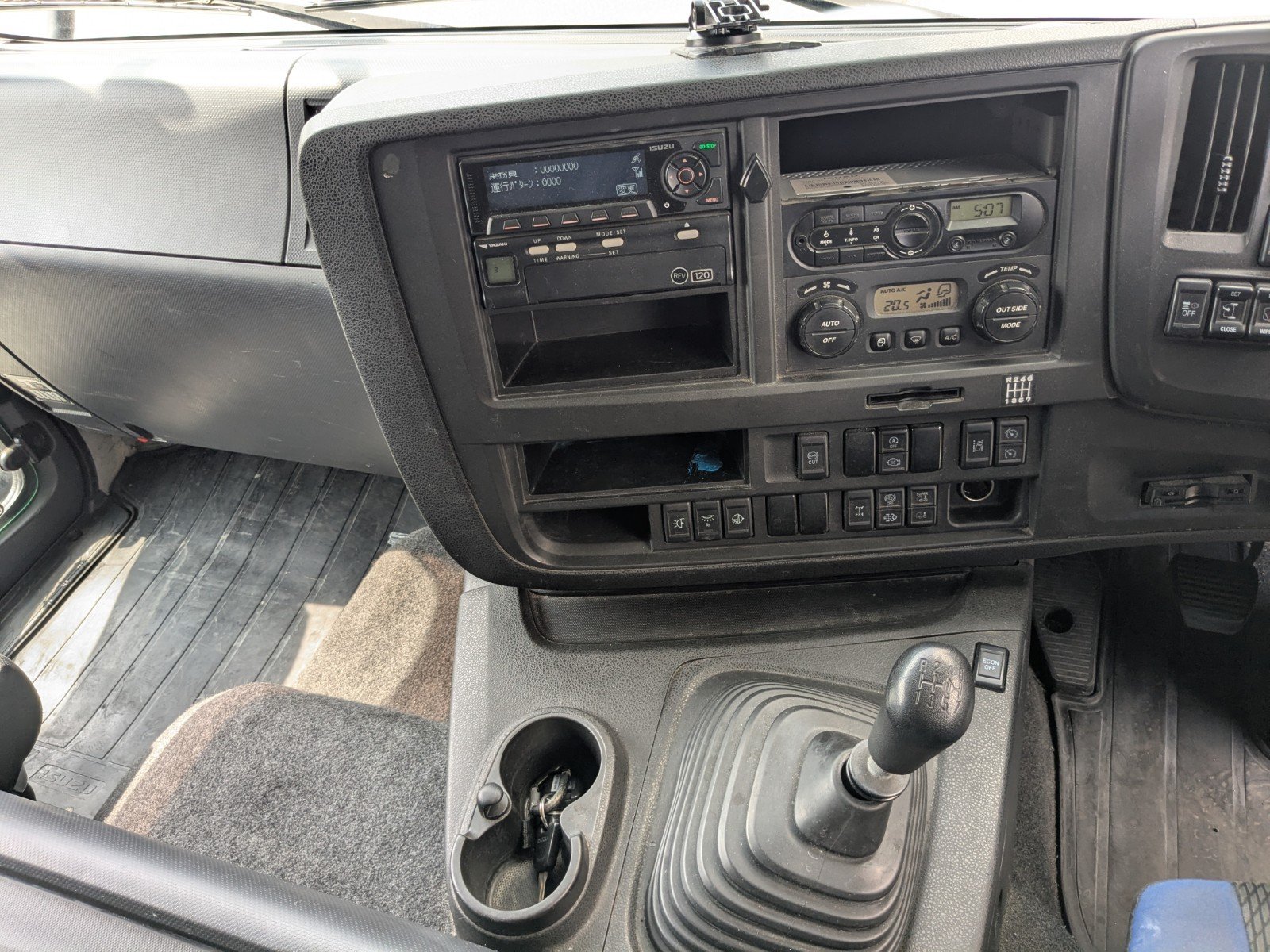 vehicle_image_20260330191909nj60BfbbvC.jpg