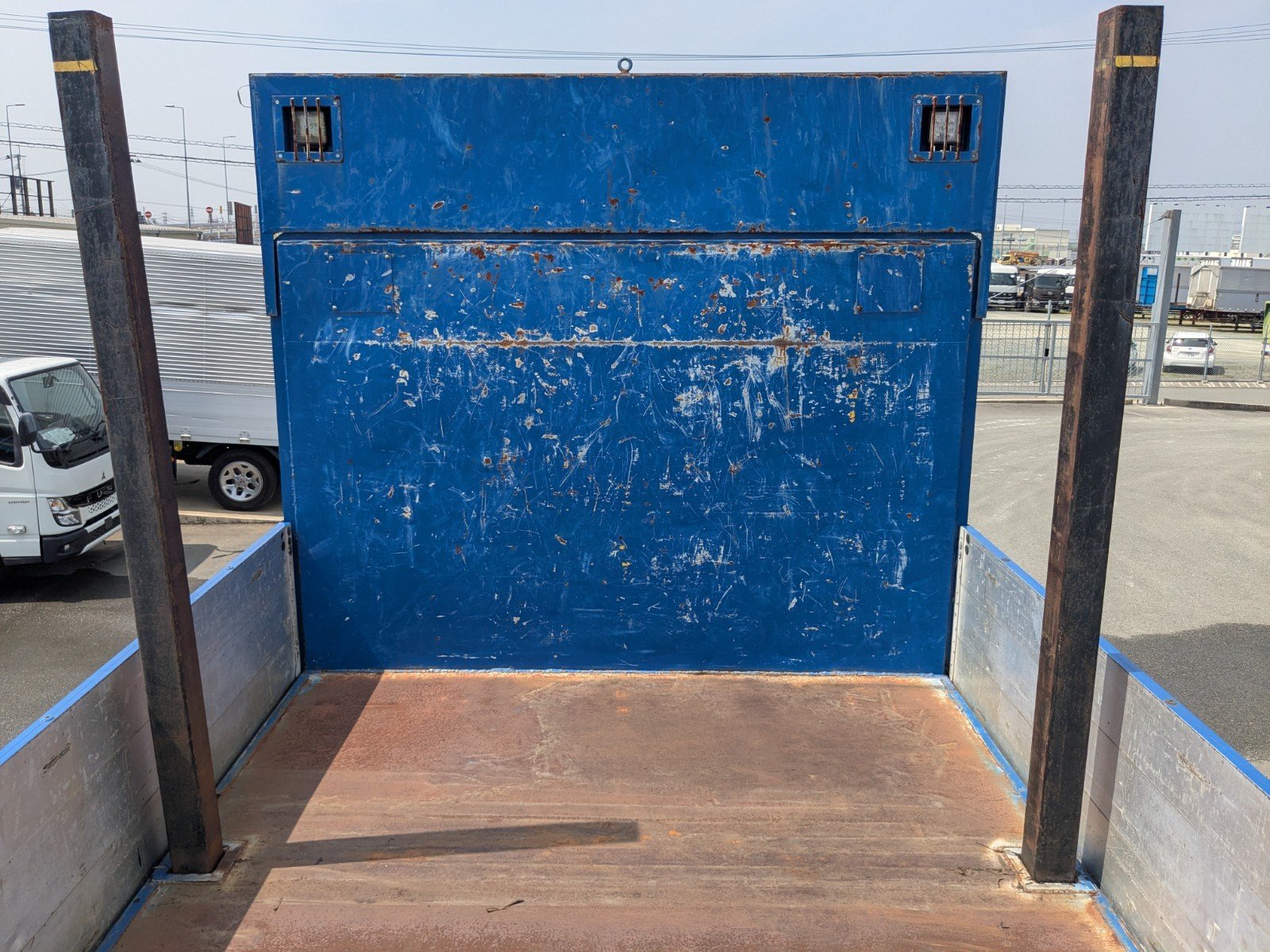 vehicle_image_20260330190710ra2XFL4zOD.jpg