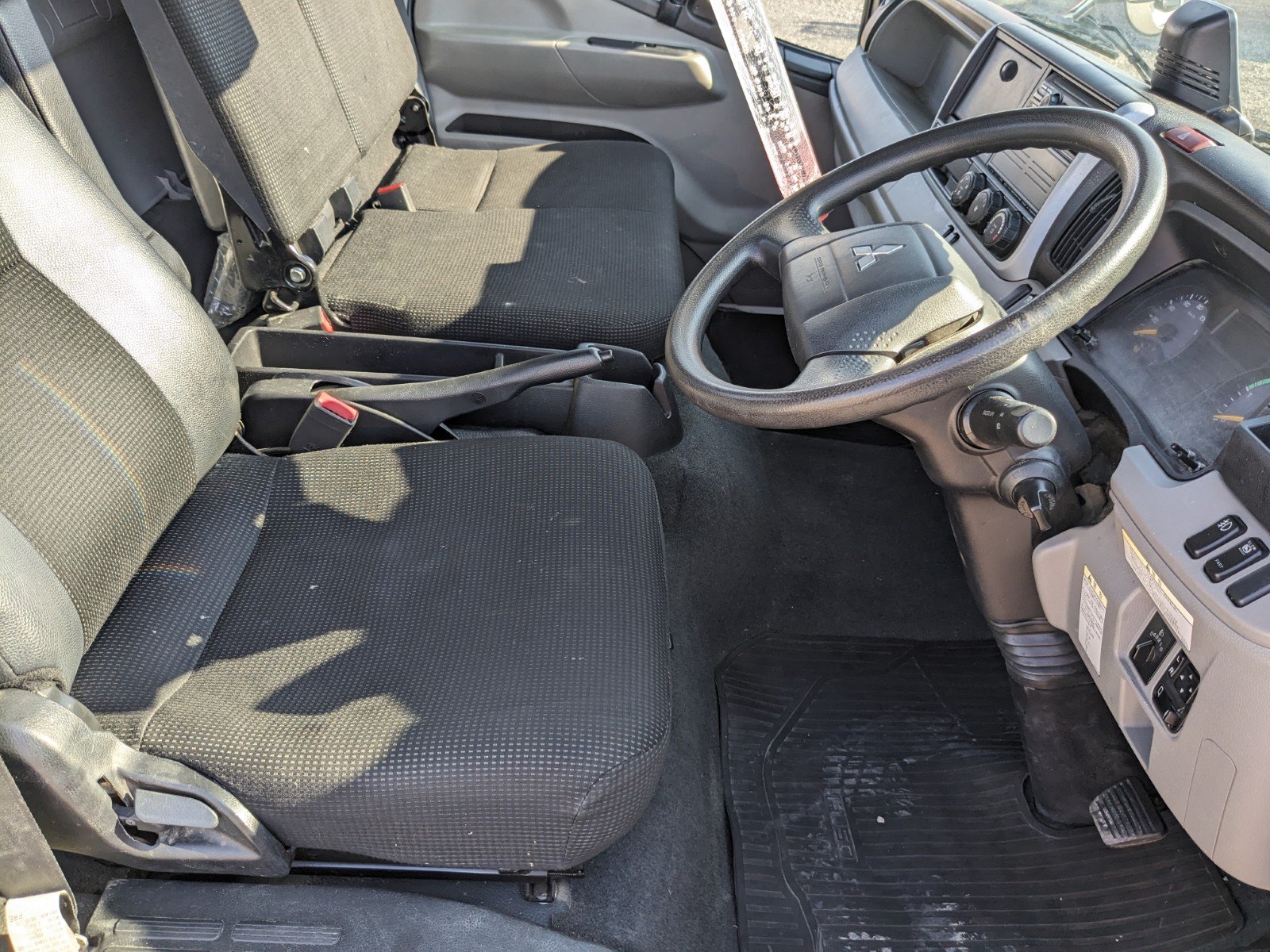 vehicle_image_20260410155043Sihjs9Gk3Q.jpg