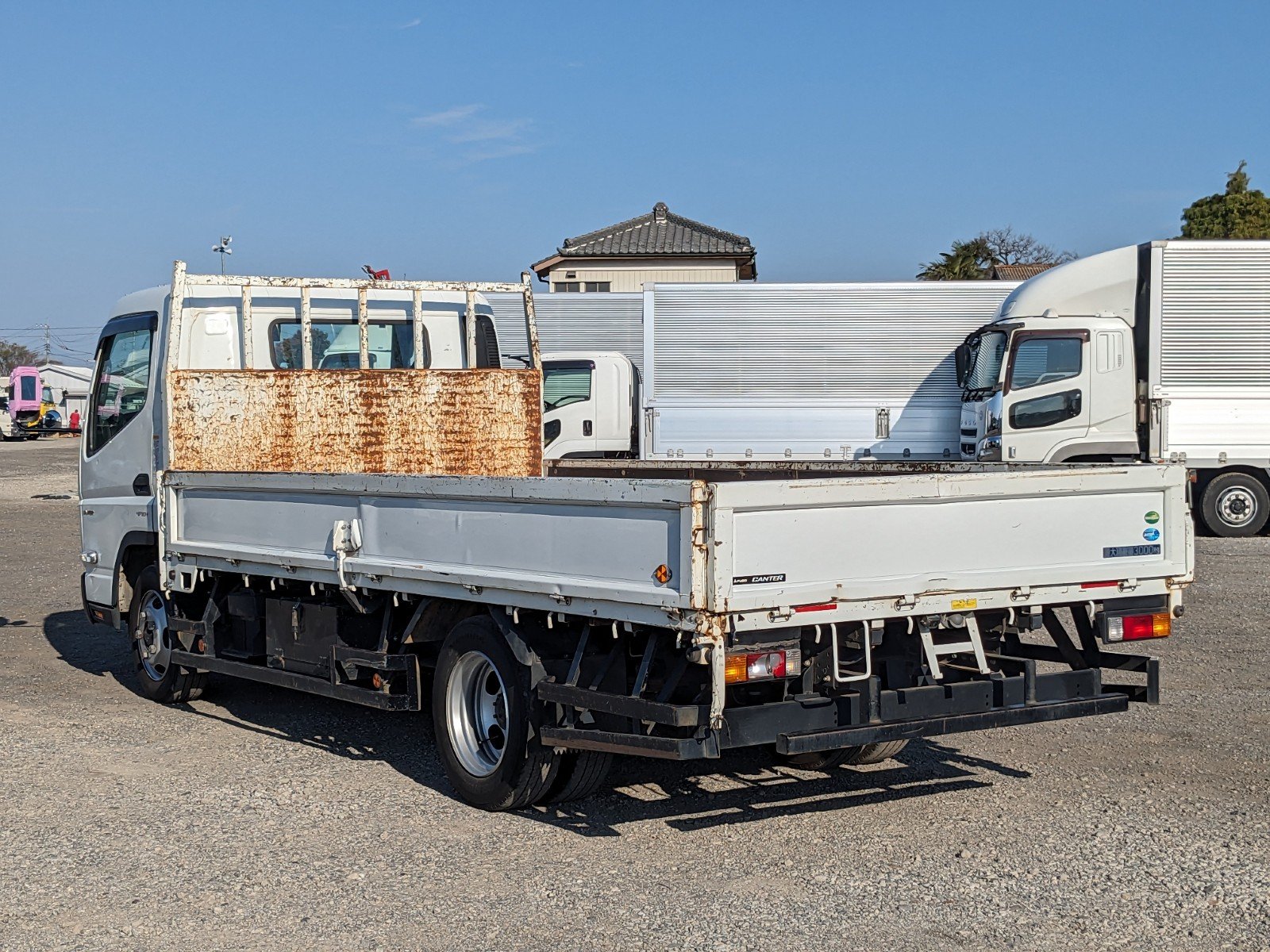 vehicle_image_20260410155043pC1JDMNZDL.jpg