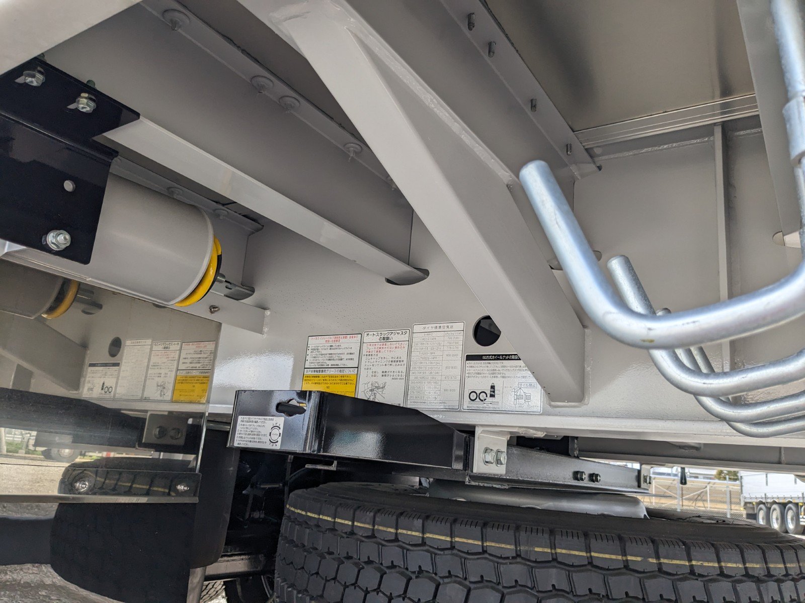 vehicle_image_202604031515166MeYZCDhsV.jpg