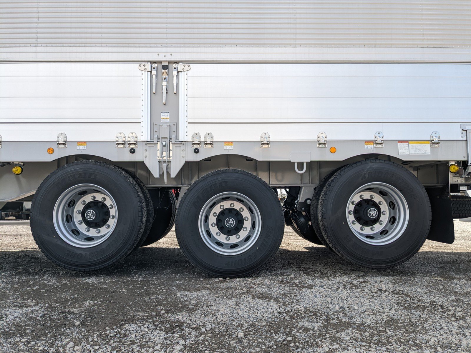 vehicle_image_20260403151516NDjh95KNuA.jpg