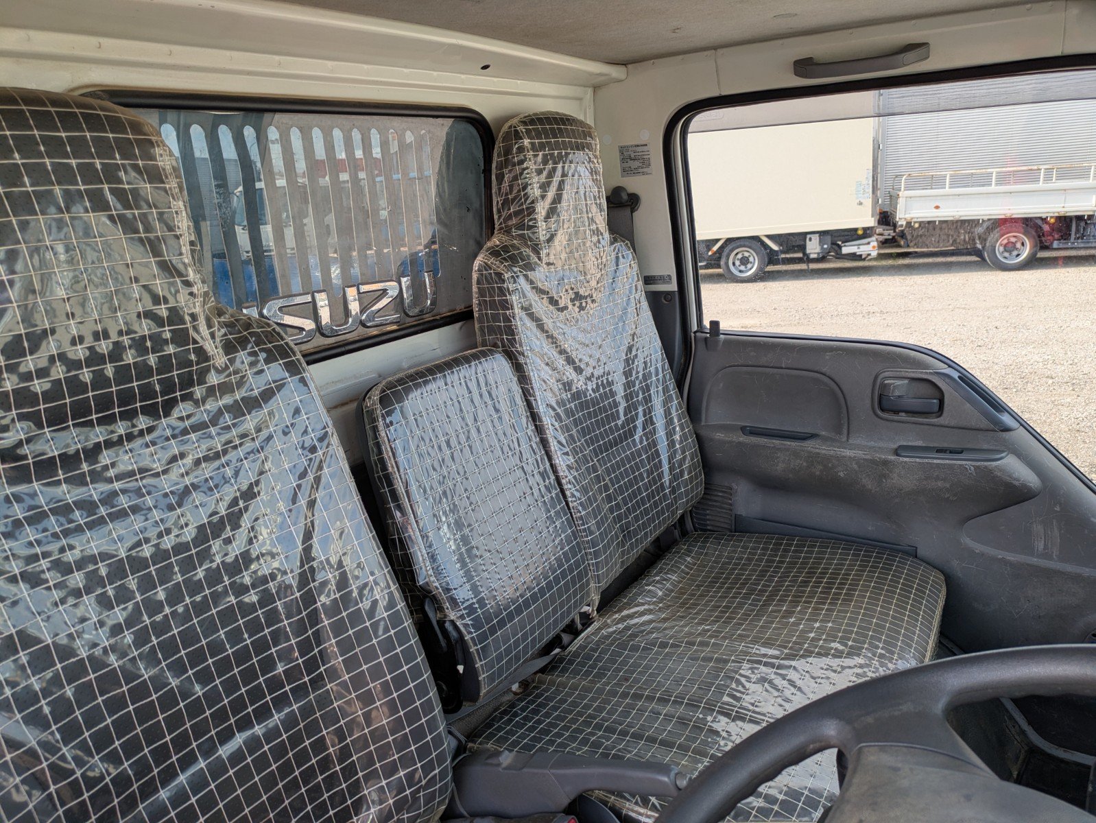 vehicle_image_20260501091050j21BHp7ERQ.jpg