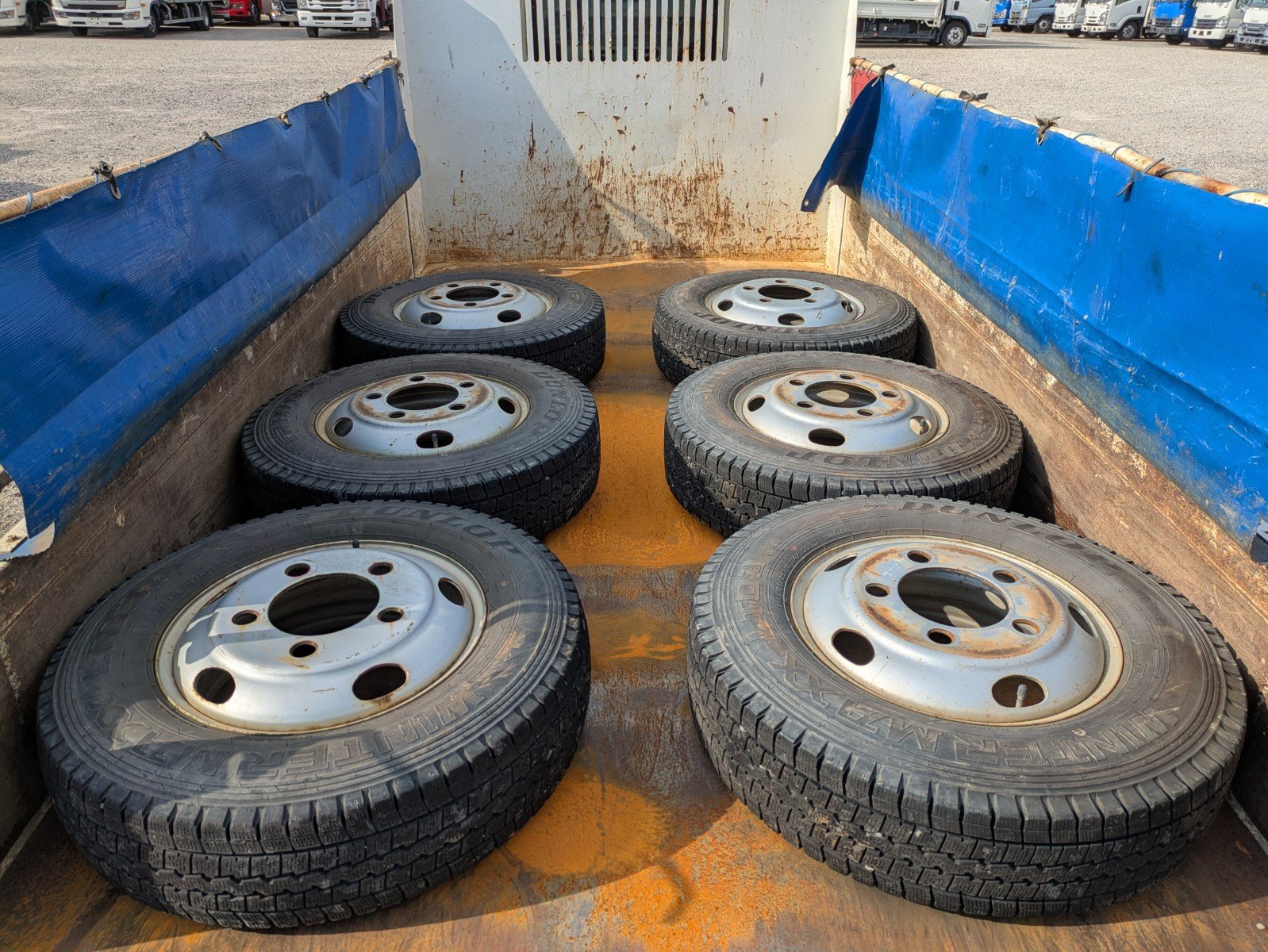 vehicle_image_20260501091050oob9mZSdGl.jpg