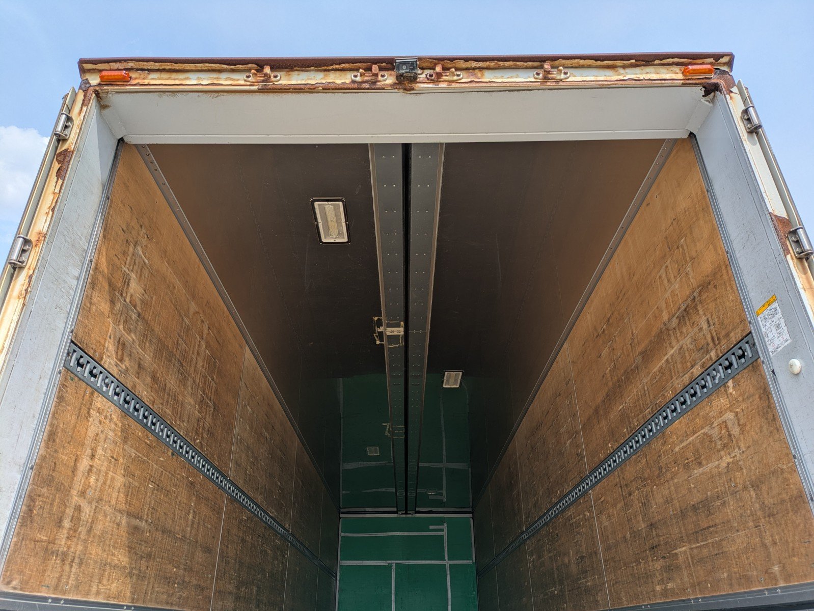 vehicle_image_20260610112320Fsq92MKF22.jpg